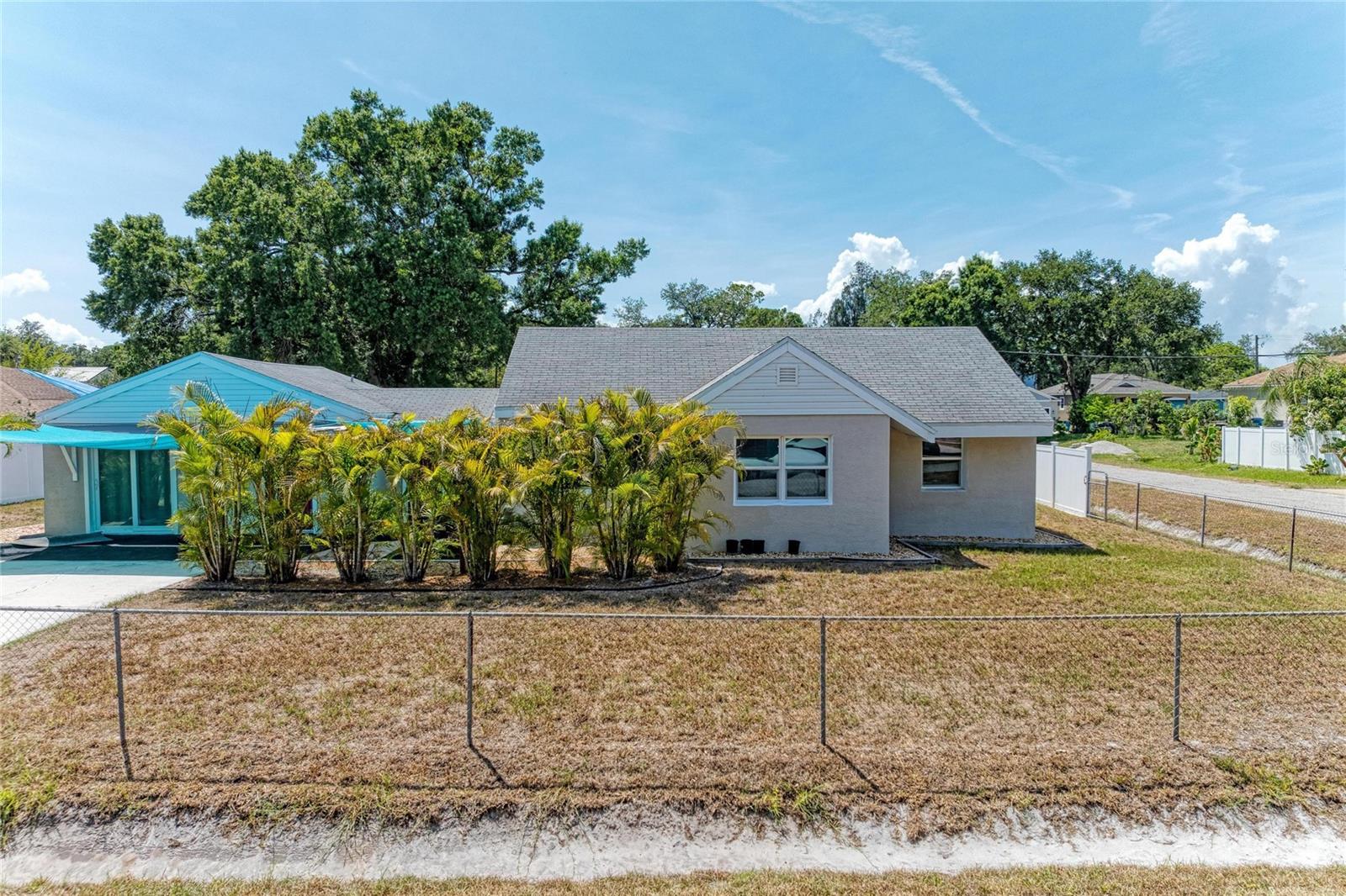 901 OAK ST SW, RUSKIN, FL