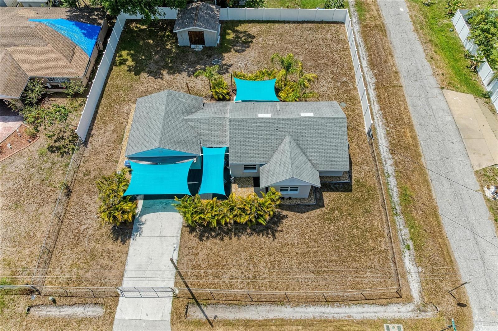 901 OAK ST SW, RUSKIN, FL — photo 2