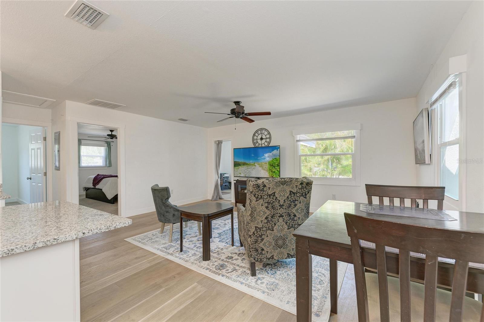 901 OAK ST SW, RUSKIN, FL — photo 9