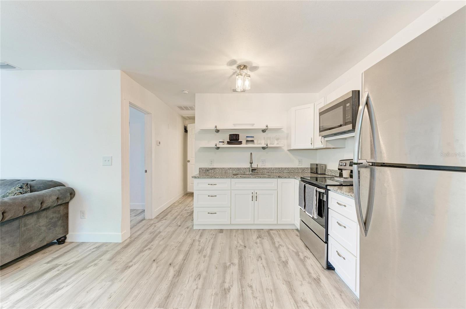 901 OAK ST SW, RUSKIN, FL — photo 41