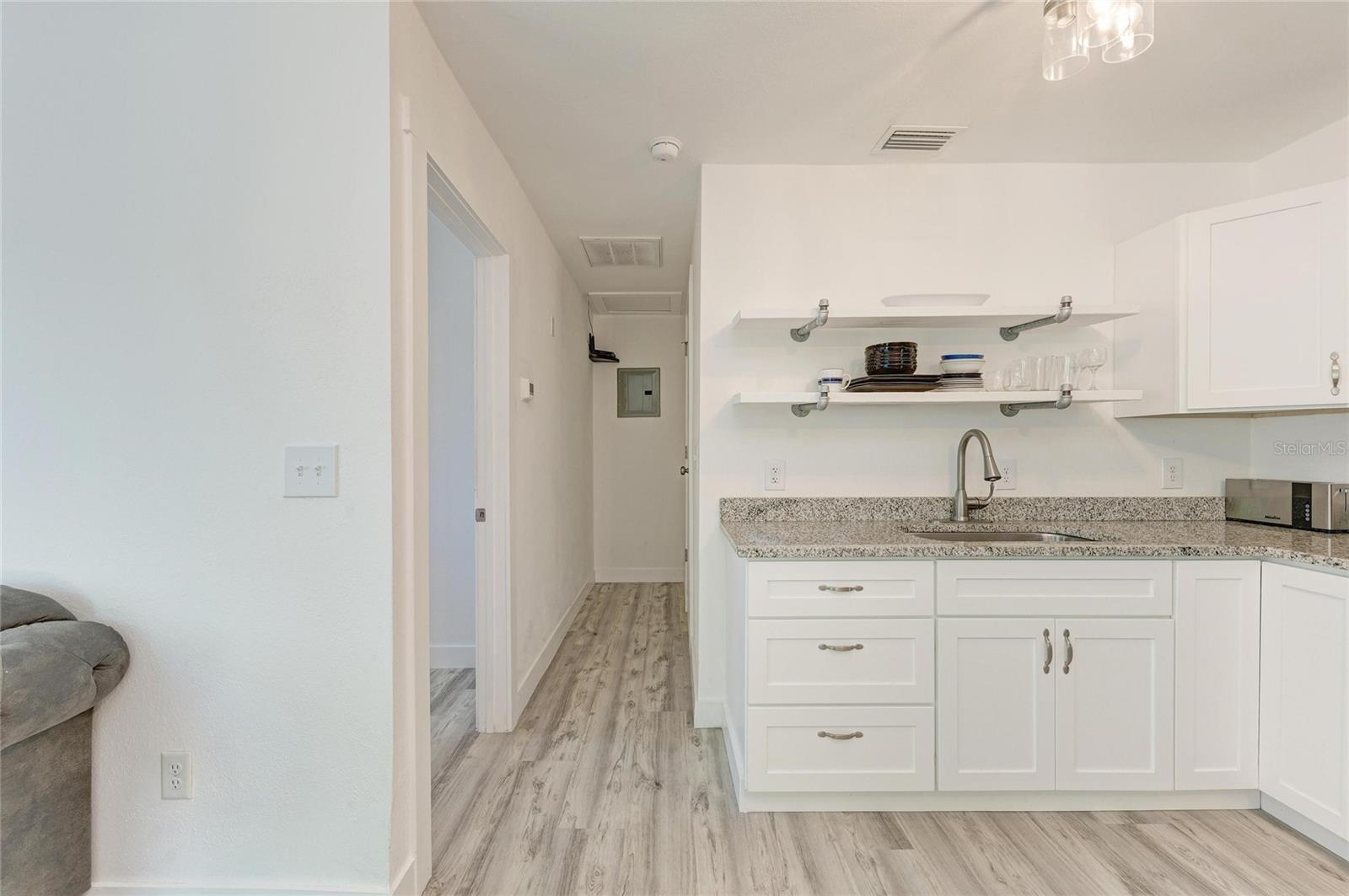 901 OAK ST SW, RUSKIN, FL — photo 47