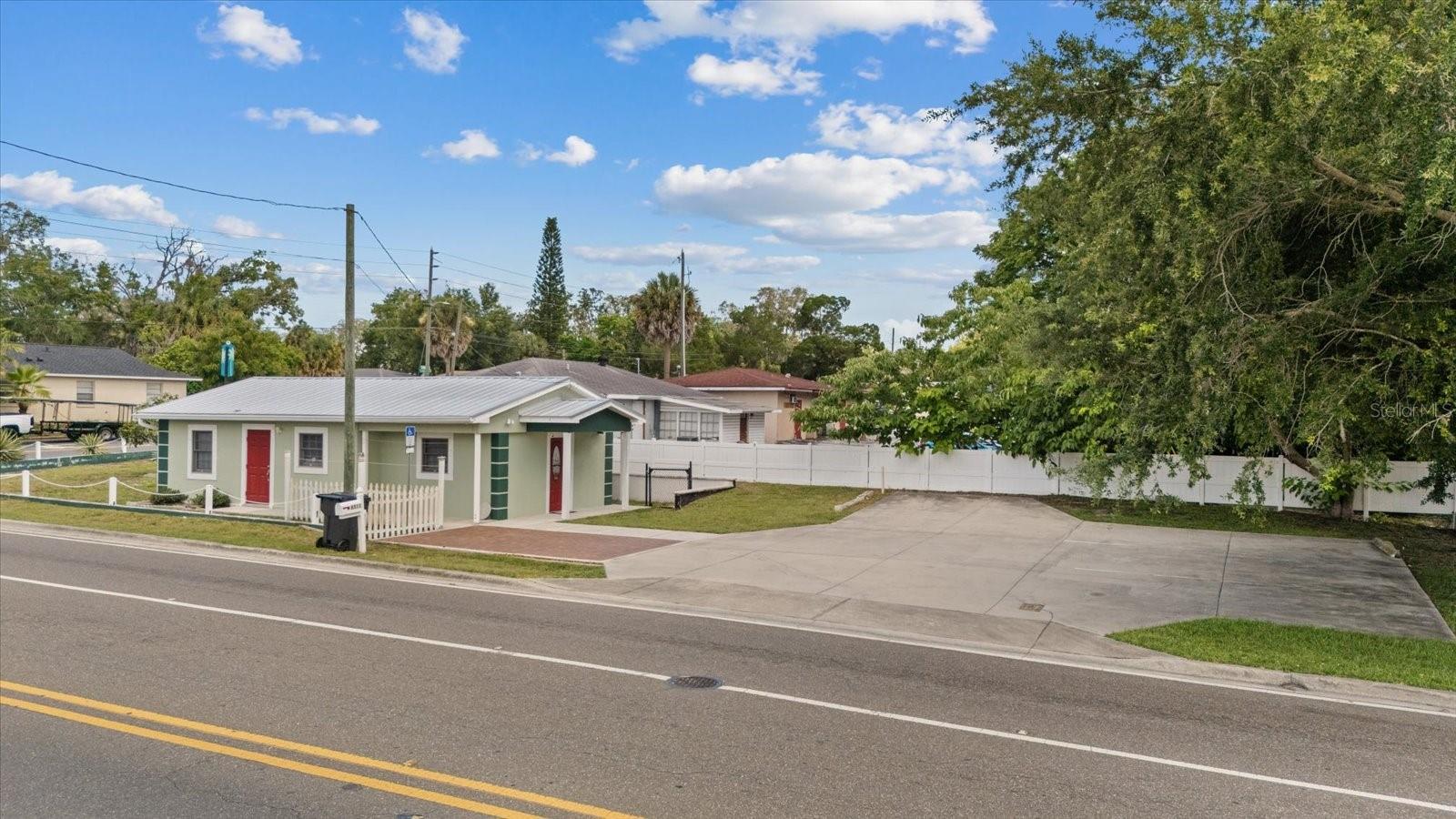6511 MAIN ST, NEW PORT RICHEY, FL — photo 5
