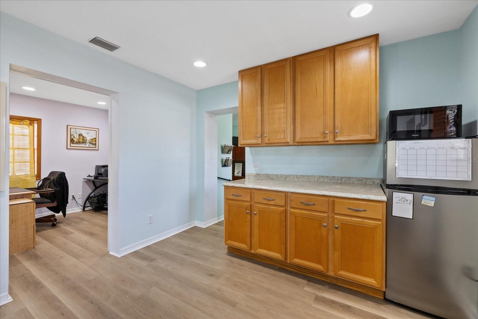 6511 MAIN ST, NEW PORT RICHEY, FL — photo 12