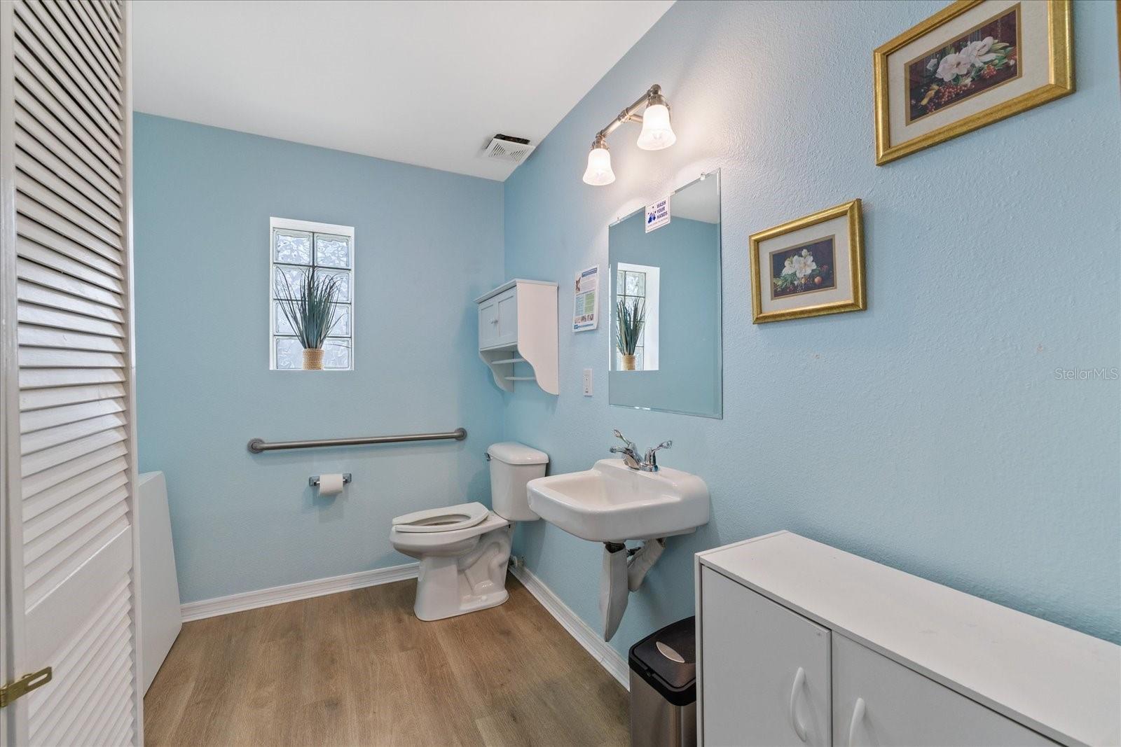 6511 MAIN ST, NEW PORT RICHEY, FL — photo 15