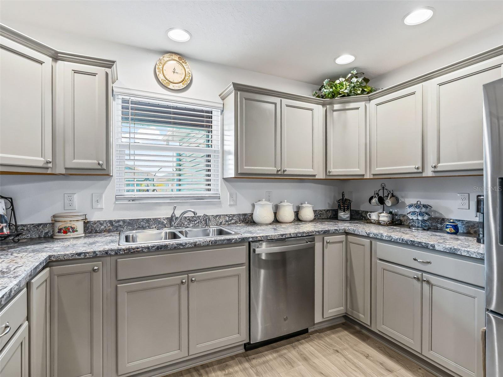 6128 SKINNER ST, THE VILLAGES, FL — photo 13