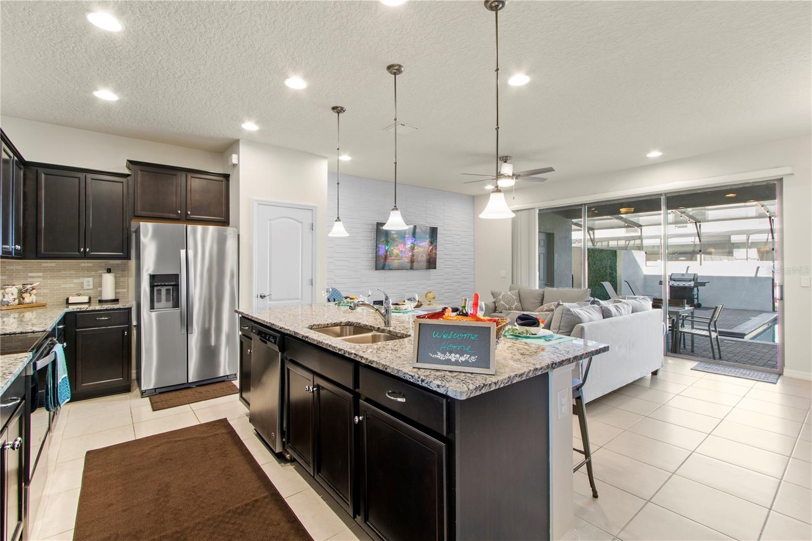 2426 TANGIER DR, KISSIMMEE, FL — photo 2
