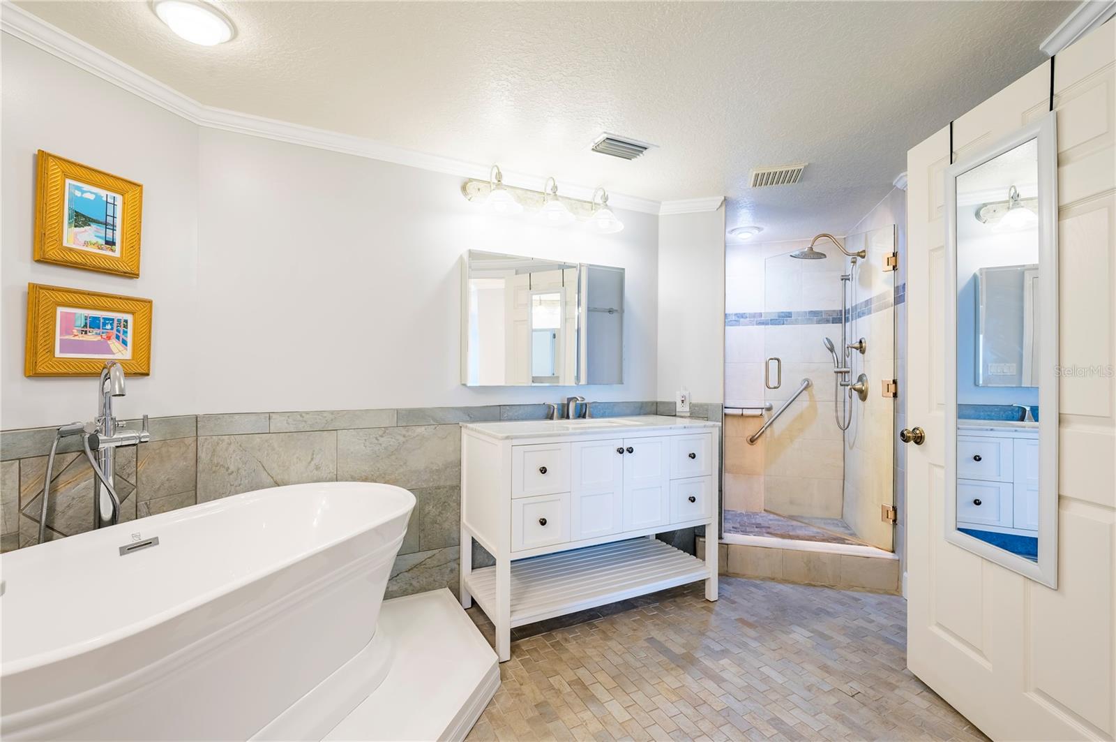 16750 GULF BLVD #311, NORTH REDINGTON BEACH, FL — photo 24