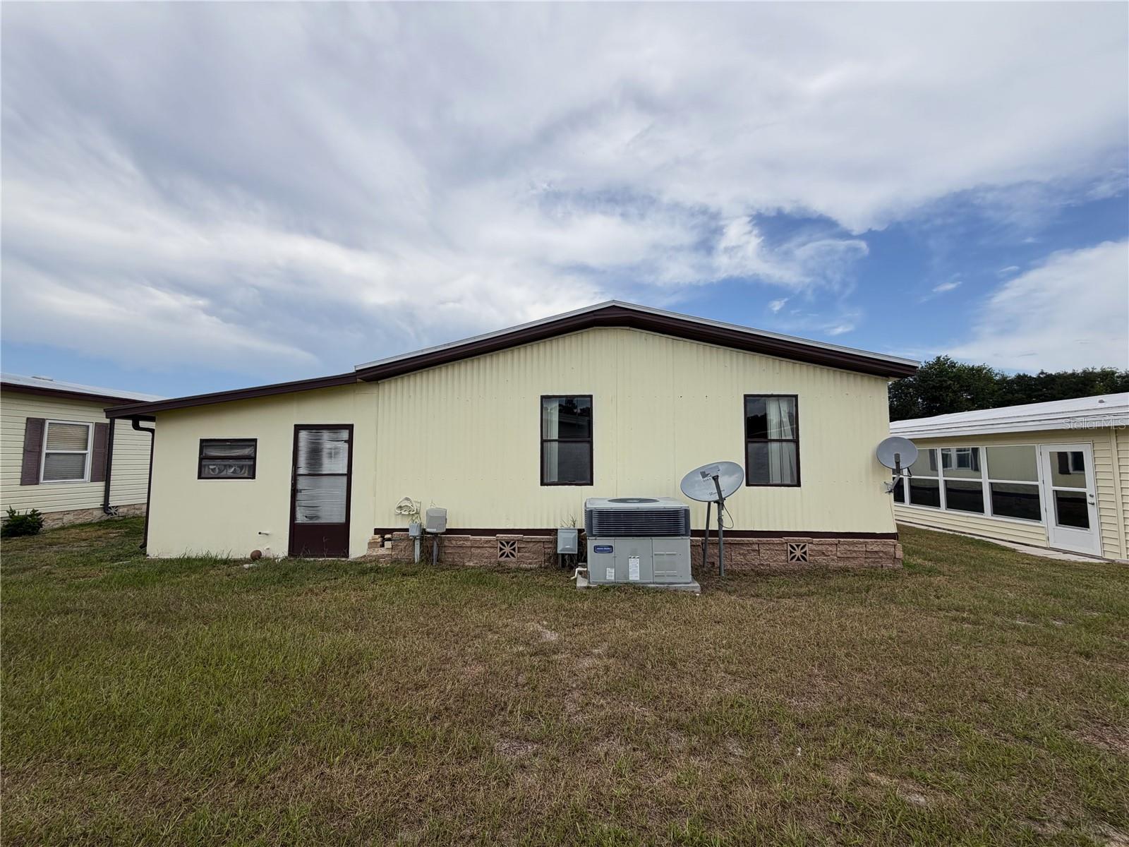 35044 MCCULLOUGHS LEAP, ZEPHYRHILLS, FL — photo 24