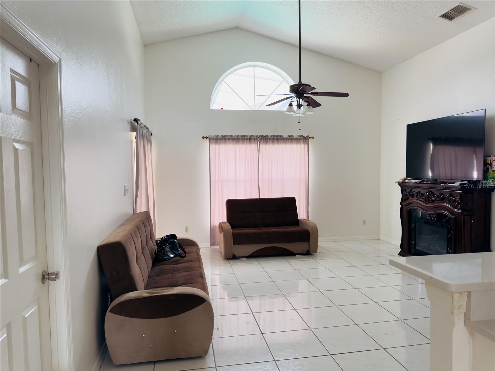 4450 MALVERN HILL DR, ORLANDO, FL — photo 4