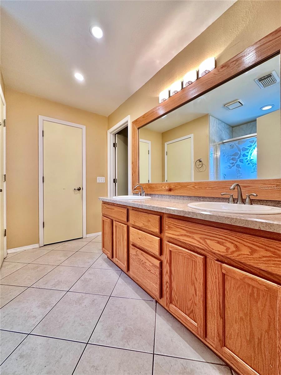 1650 NAVIGATOR LN, TARPON SPRINGS, FL — photo 27