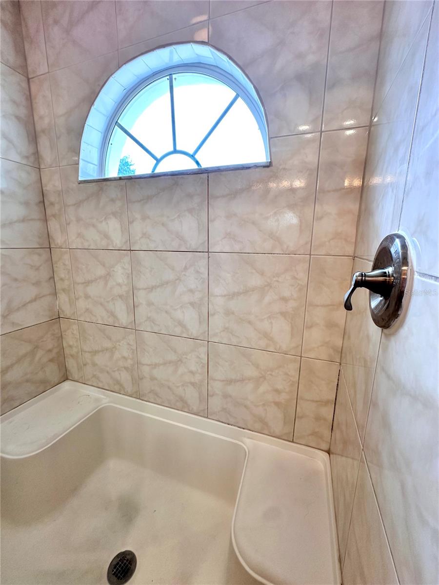 1650 NAVIGATOR LN, TARPON SPRINGS, FL — photo 29