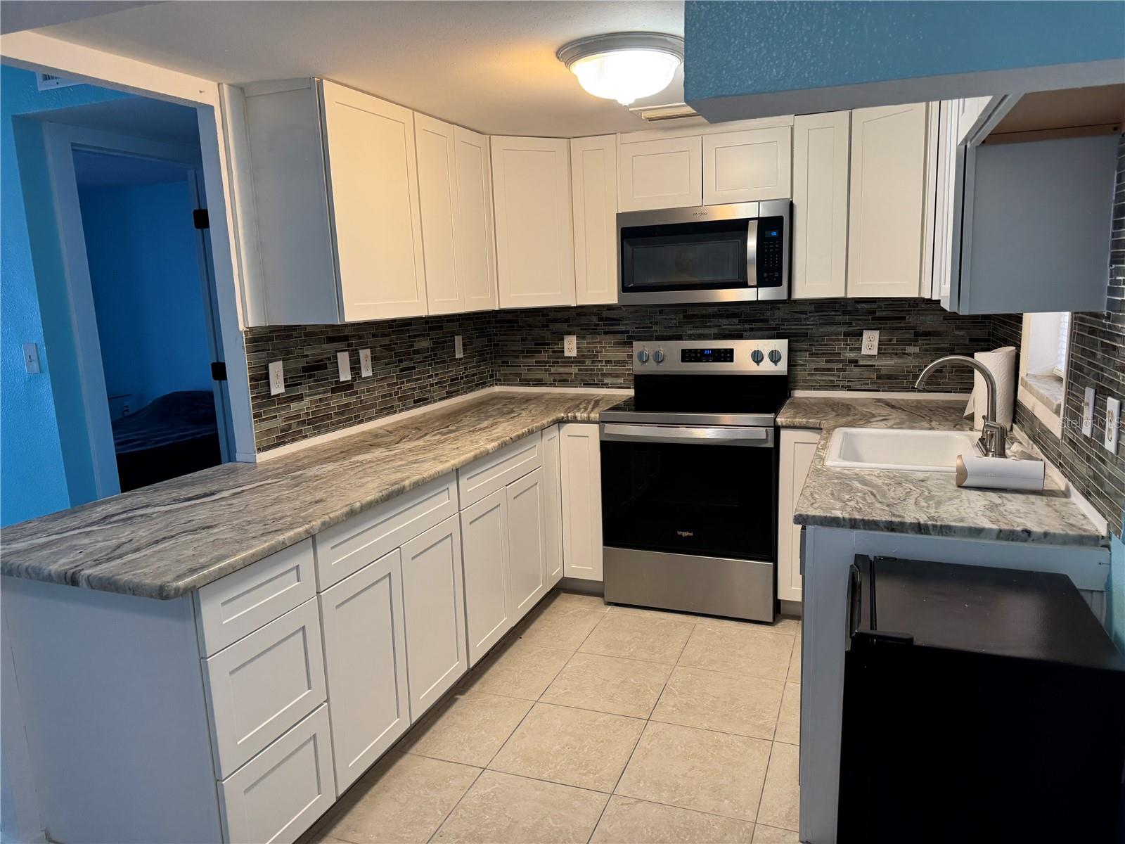 4515` MARINE PKWY #102, NEW PORT RICHEY, FL — photo 4