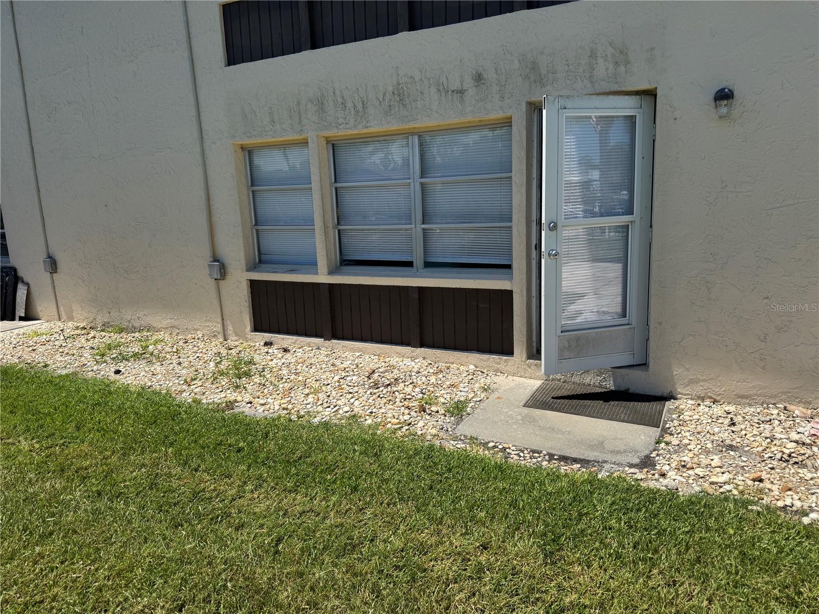 4515` MARINE PKWY #102, NEW PORT RICHEY, FL — photo 12