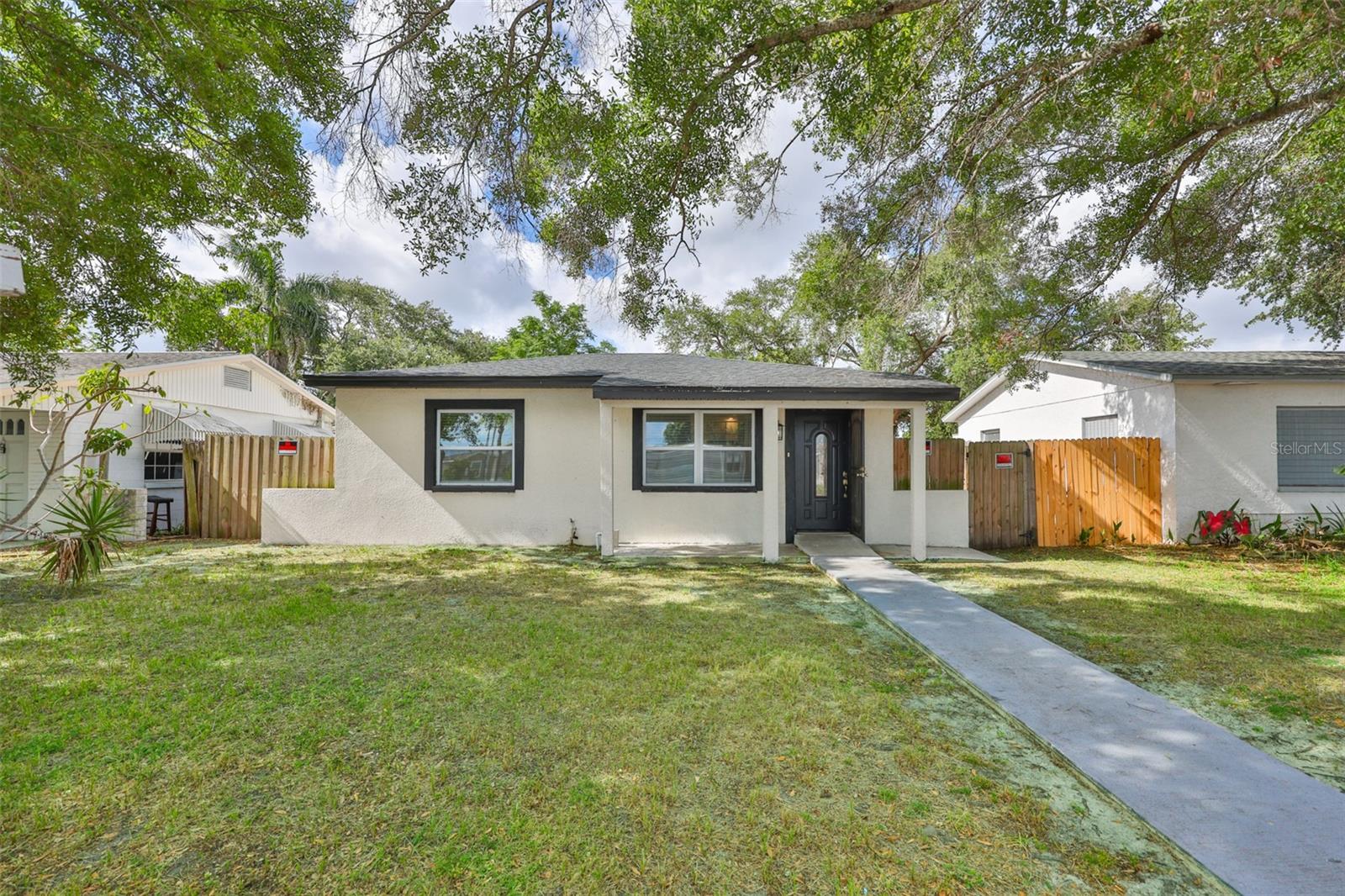 2450 40TH AVE N, ST PETERSBURG, FL