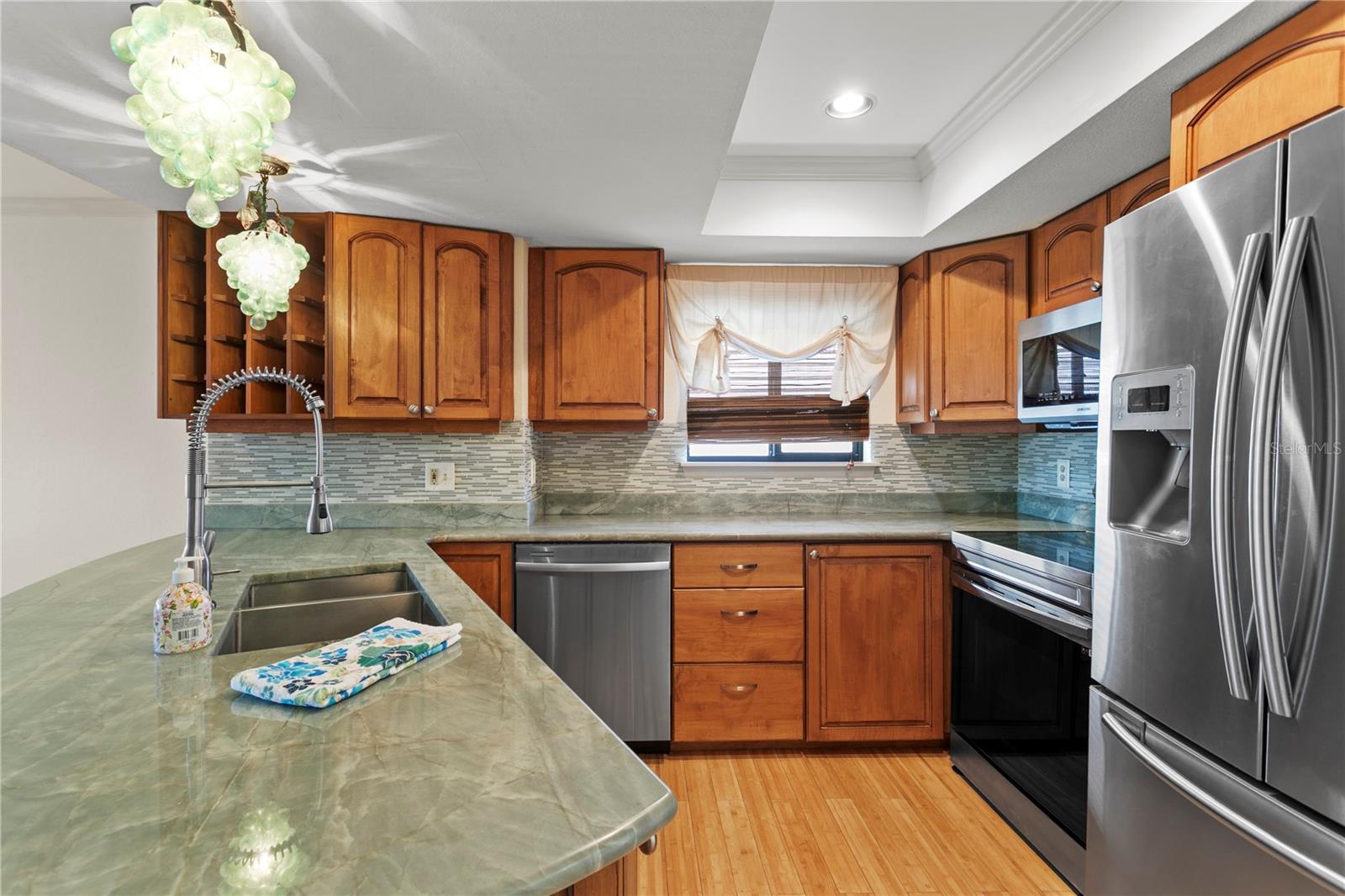9564 TARA CAY CT, SEMINOLE, FL — photo 5