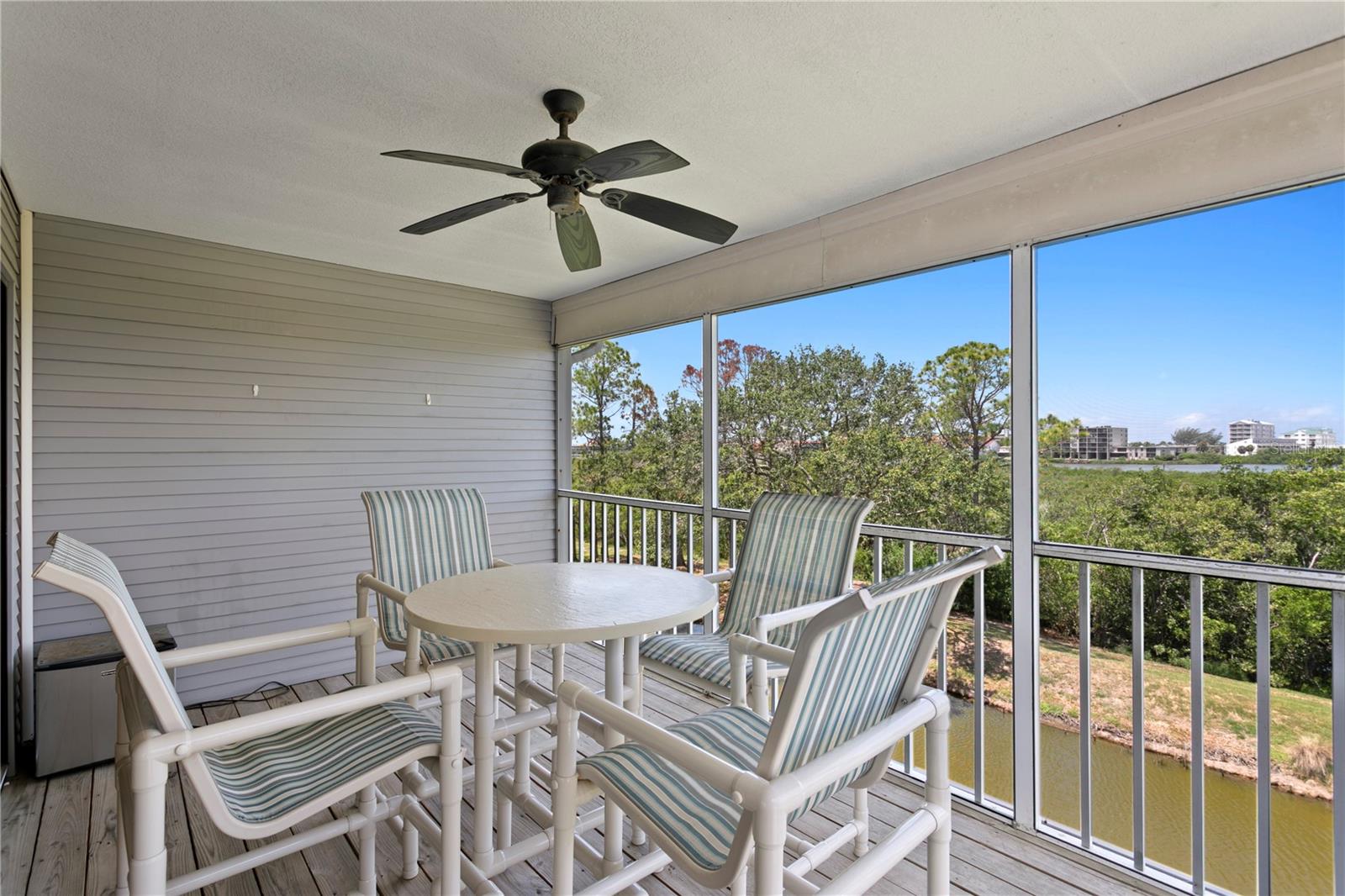 9564 TARA CAY CT, SEMINOLE, FL — photo 31