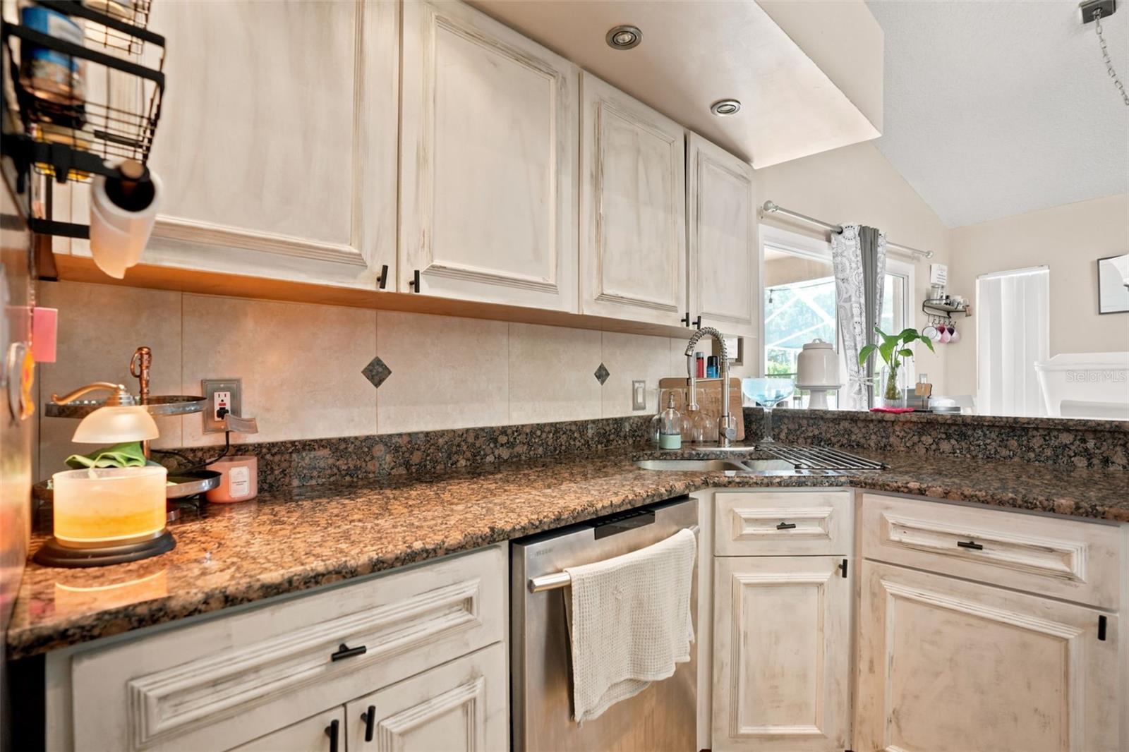 10296 WINDSOR CT, SPRING HILL, FL — photo 20