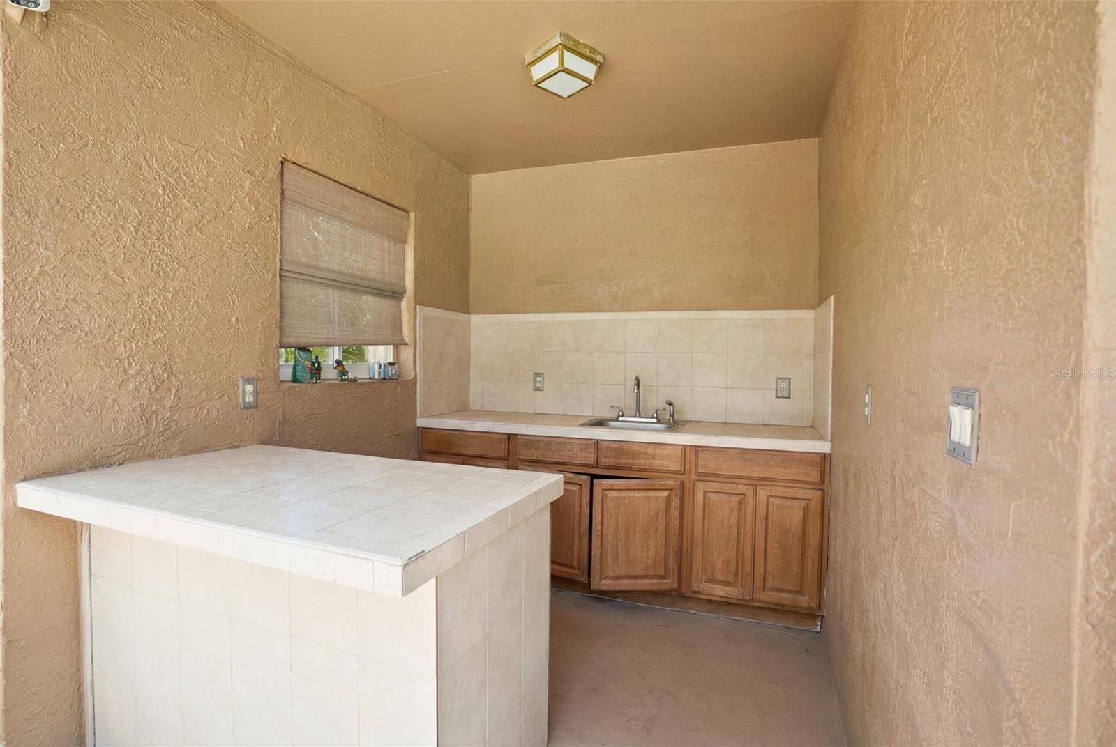 10296 WINDSOR CT, SPRING HILL, FL — photo 44