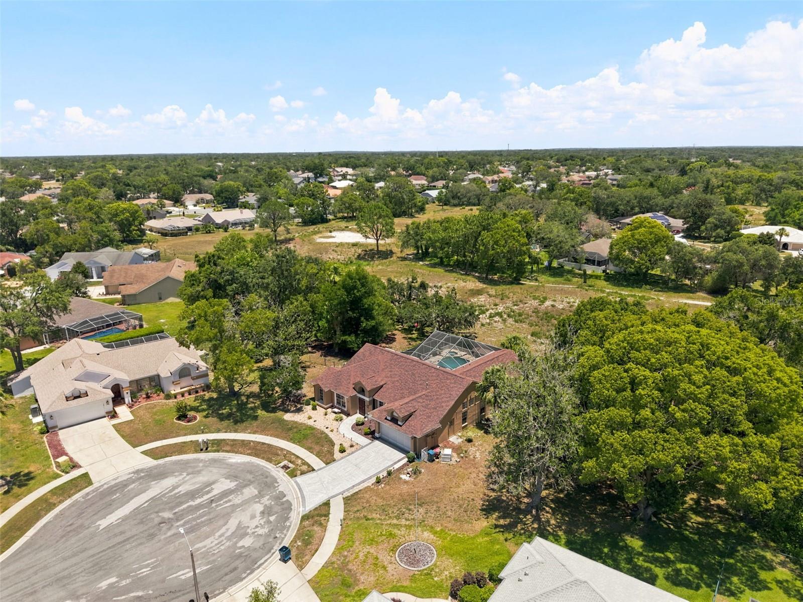 10296 WINDSOR CT, SPRING HILL, FL — photo 56