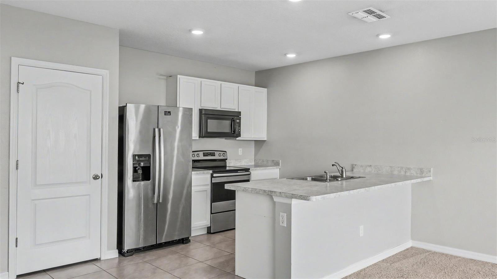 524 BURNHAM CIR, AUBURNDALE, FL — photo 4