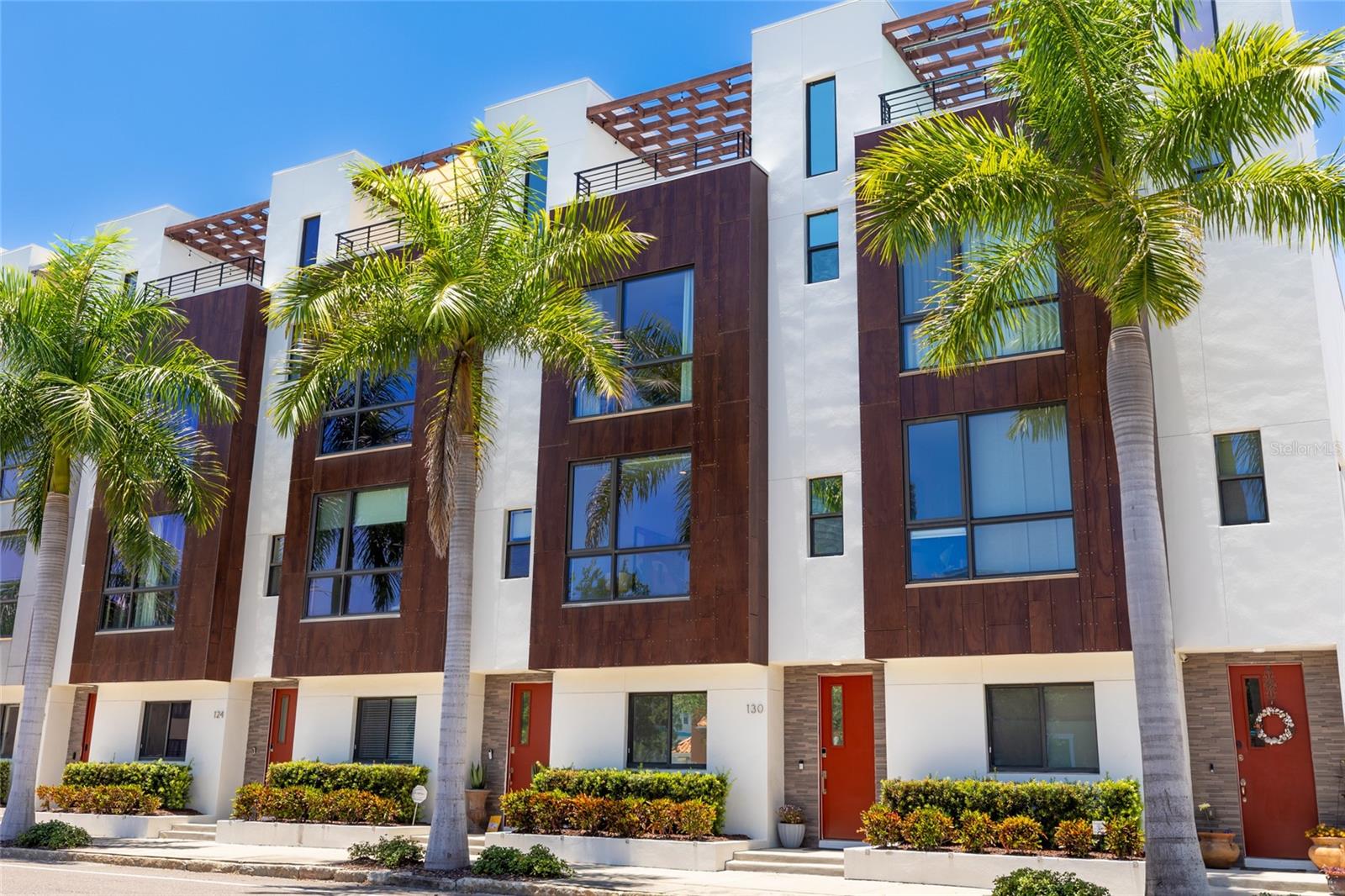 130 8TH ST N, ST PETERSBURG, FL — photo 17