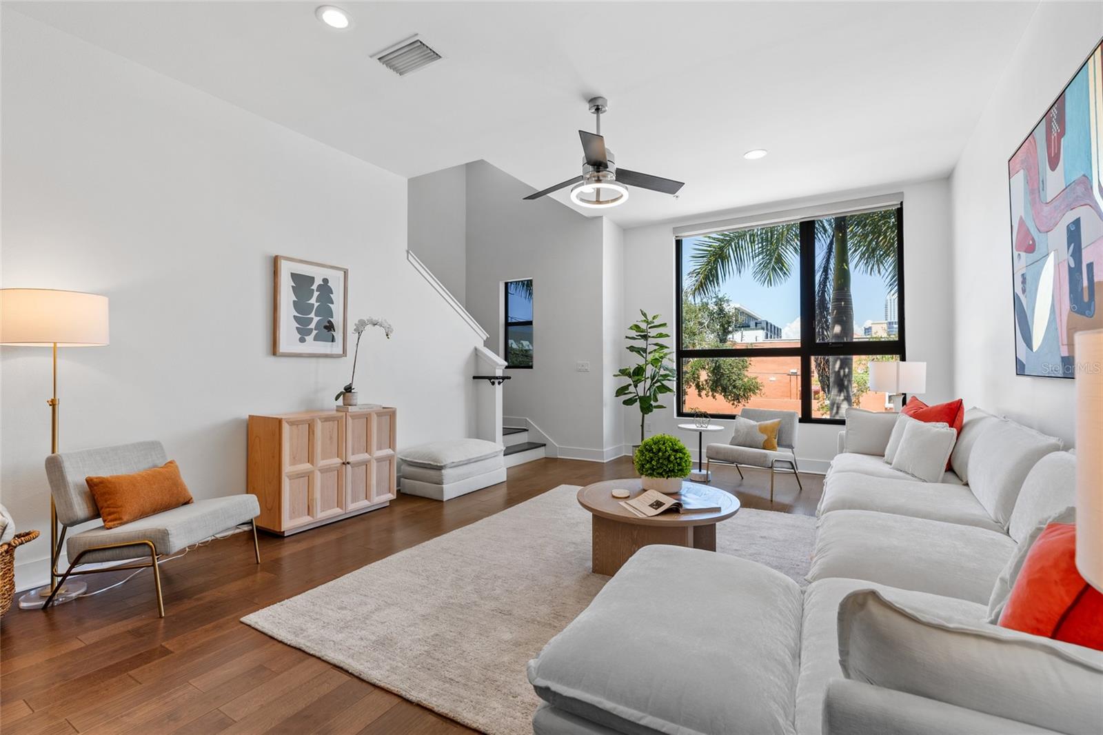 130 8TH ST N, ST PETERSBURG, FL — photo 34