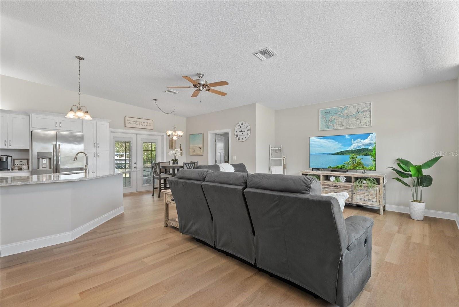 512 PALM AVE, ELLENTON, FL — photo 7