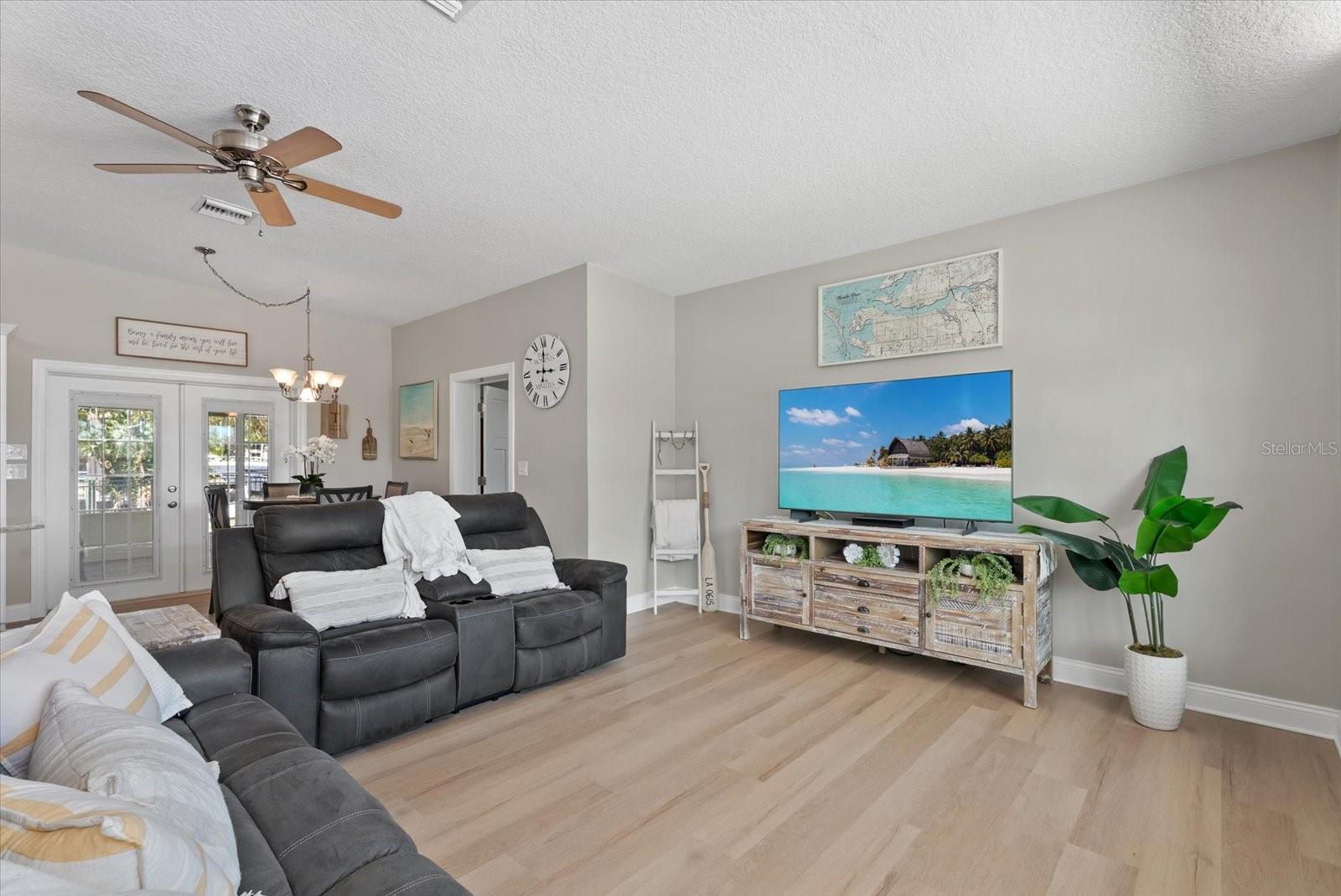 512 PALM AVE, ELLENTON, FL — photo 8