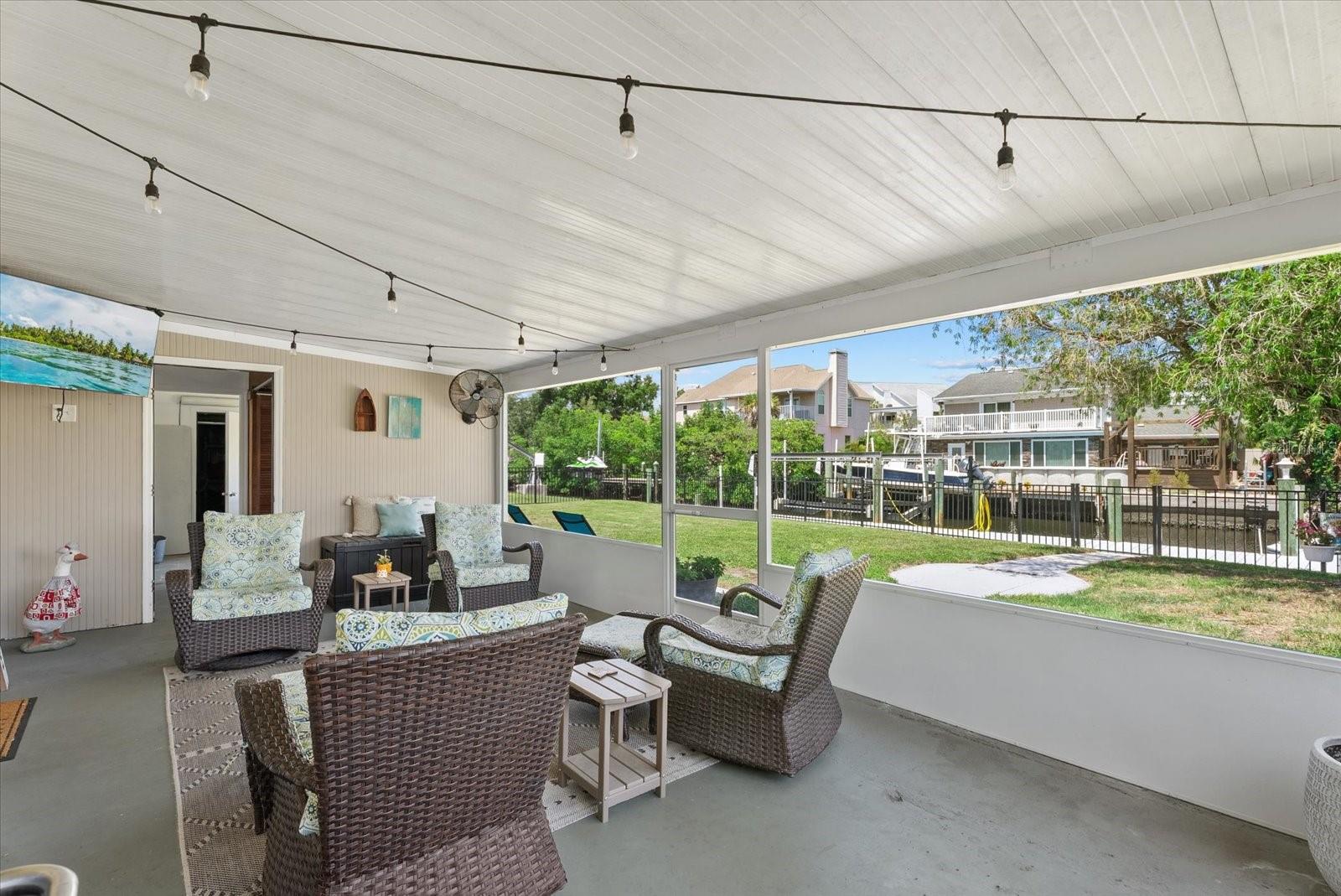 512 PALM AVE, ELLENTON, FL — photo 29