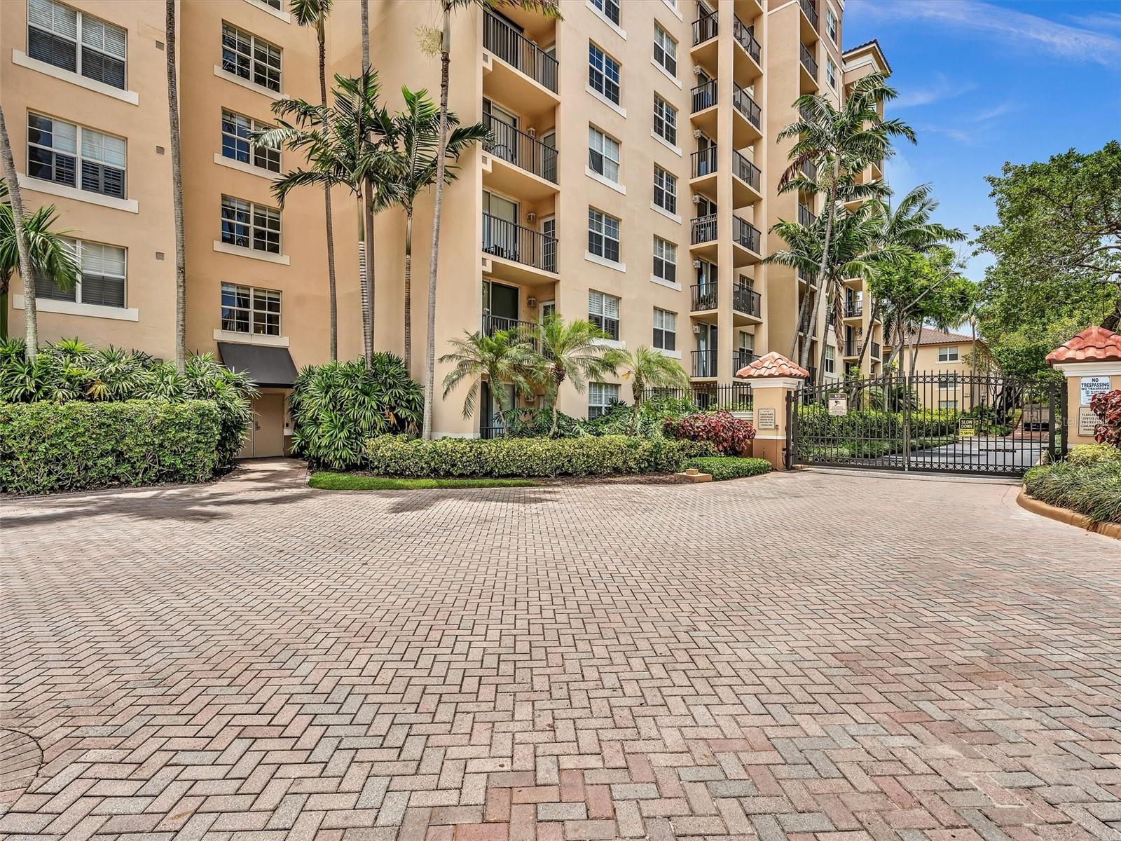 1801 N FLAGLER DR #416, WEST PALM BEACH, FL — photo 38