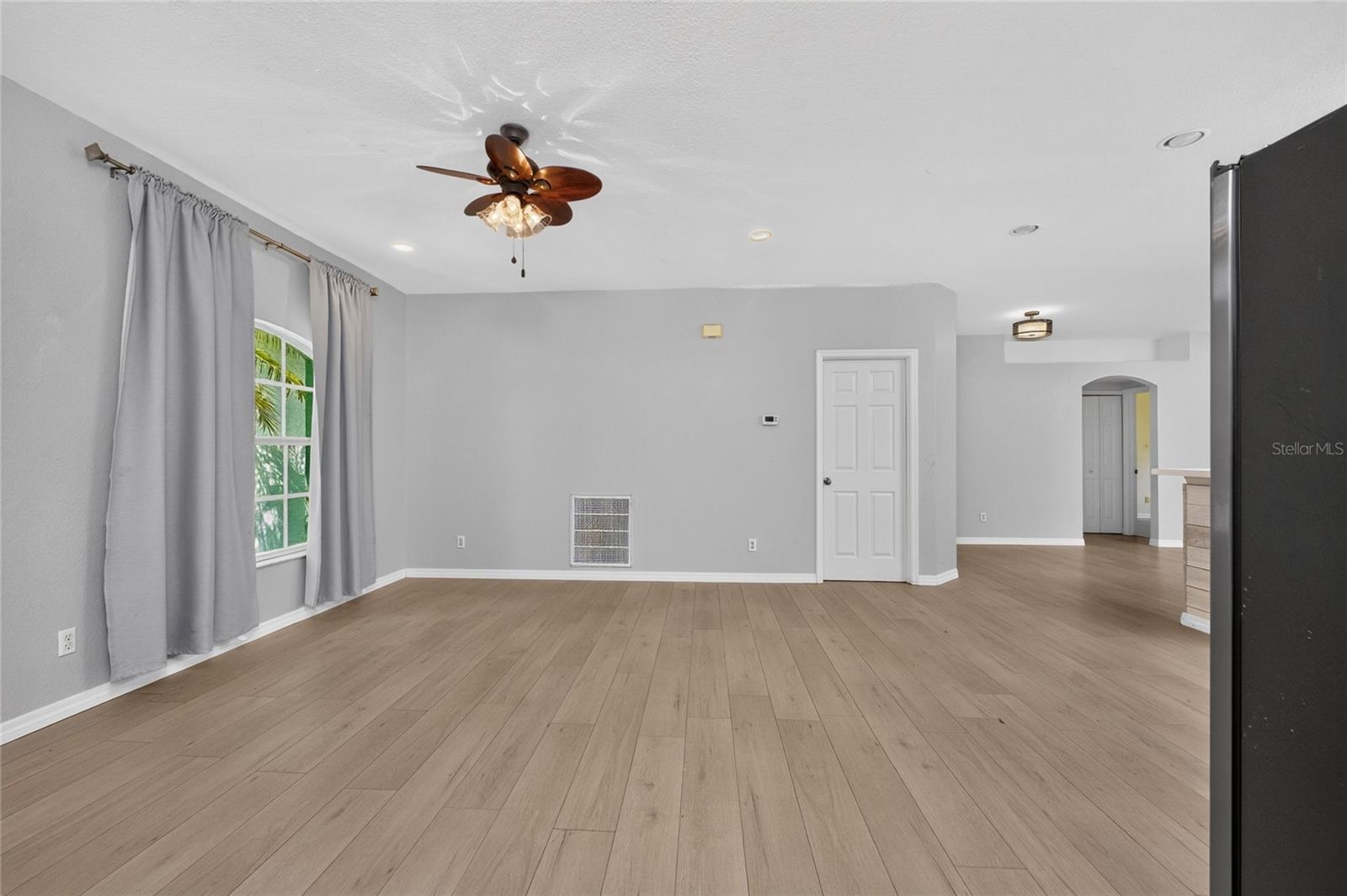11082 VANESSA AVE, ENGLEWOOD, FL — photo 6