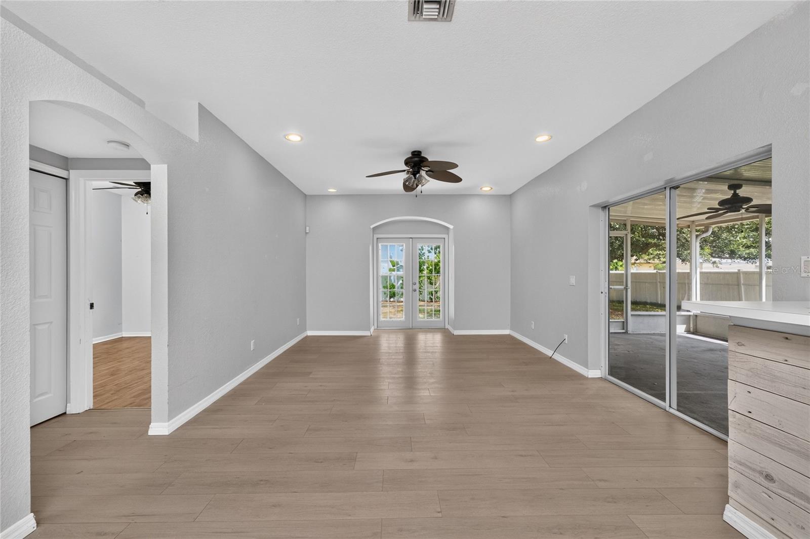 11082 VANESSA AVE, ENGLEWOOD, FL — photo 13