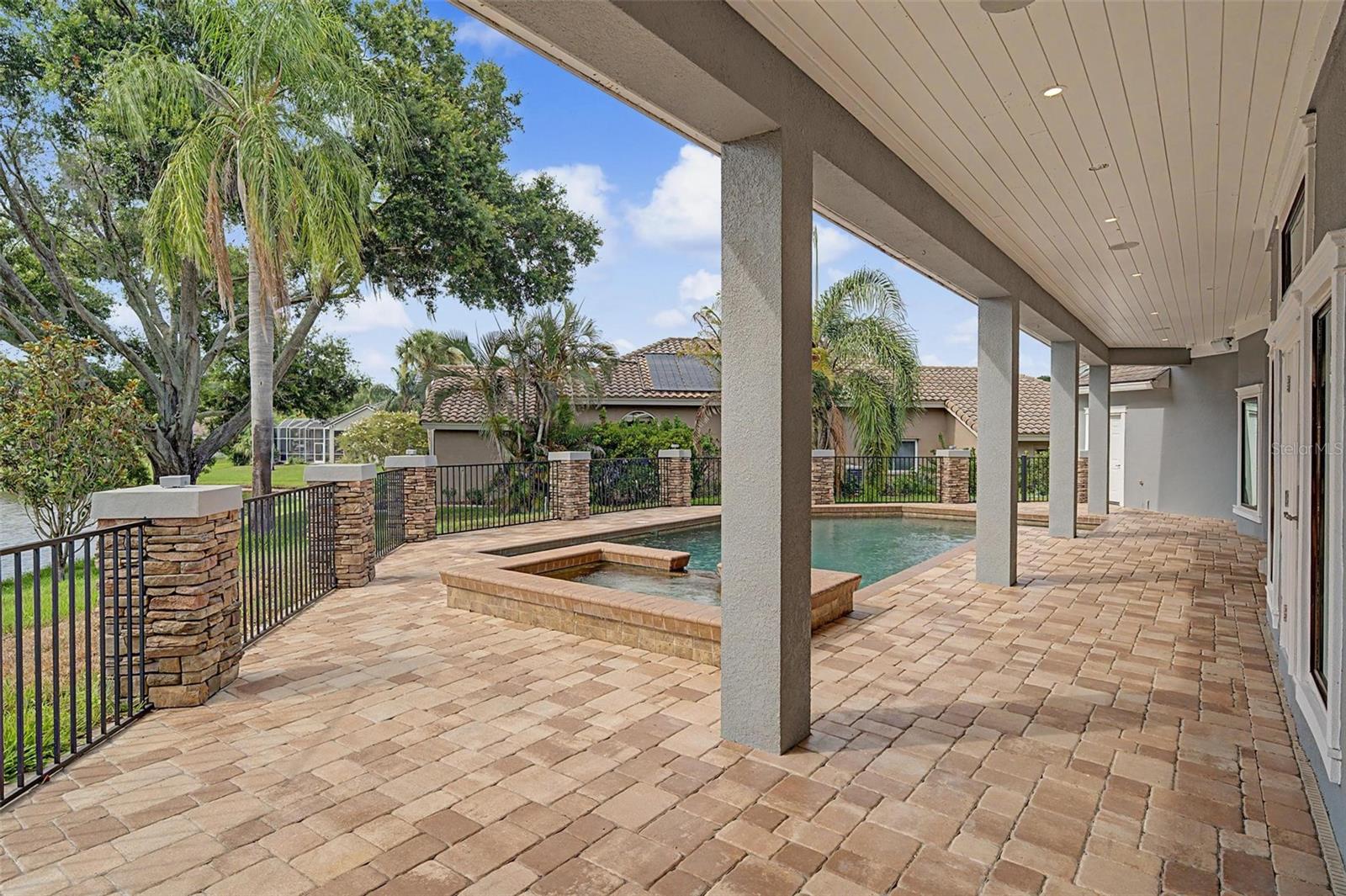 3781 EXECUTIVE DR, PALM HARBOR, FL — photo 44