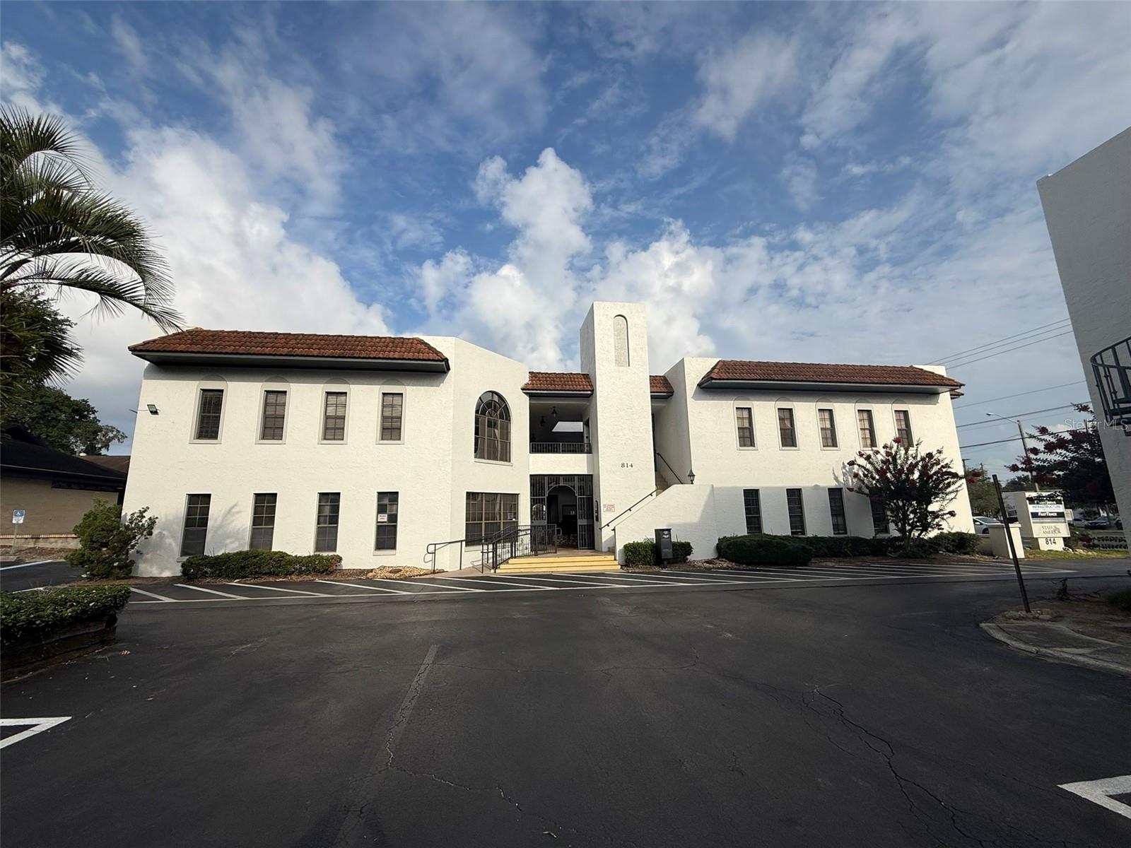 814 E SILVER SPRINGS BLVD #E, OCALA, FL