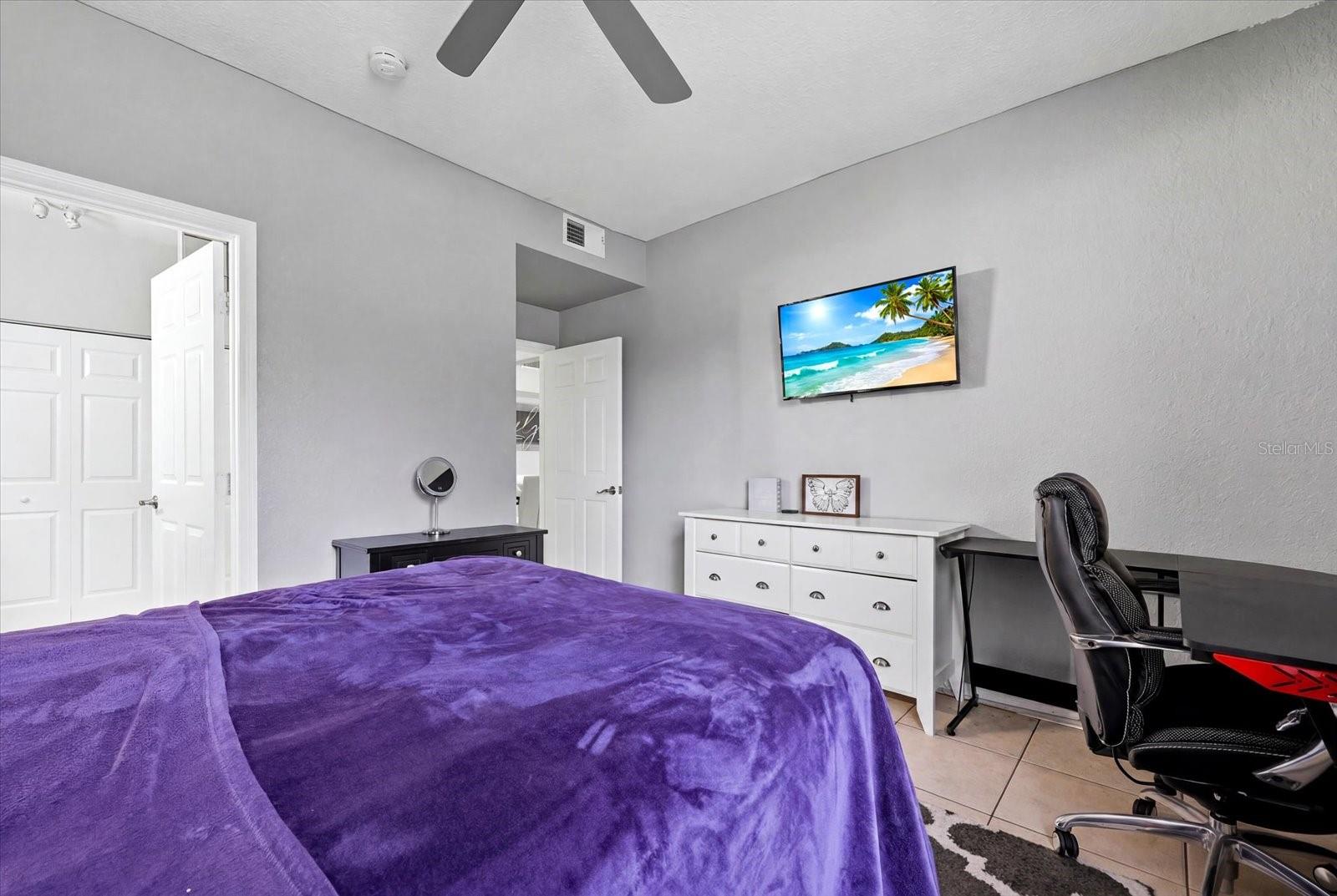 9256 LAKE CHASE ISLAND WAY, TAMPA, FL — photo 19
