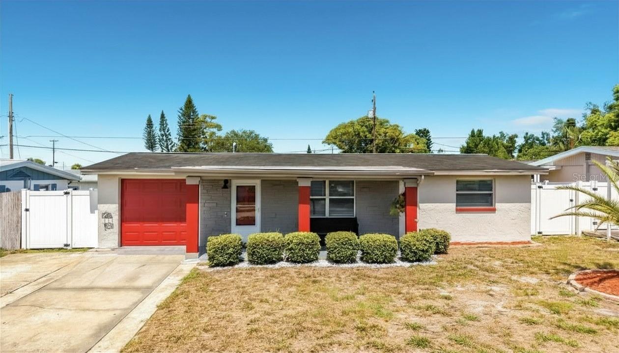 2019 HESS DR, HOLIDAY, FL — photo 2