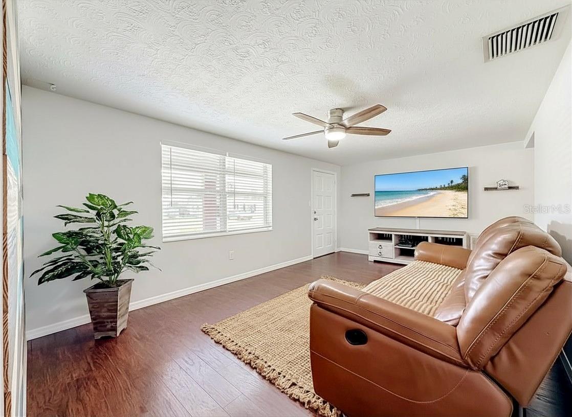 2019 HESS DR, HOLIDAY, FL — photo 5