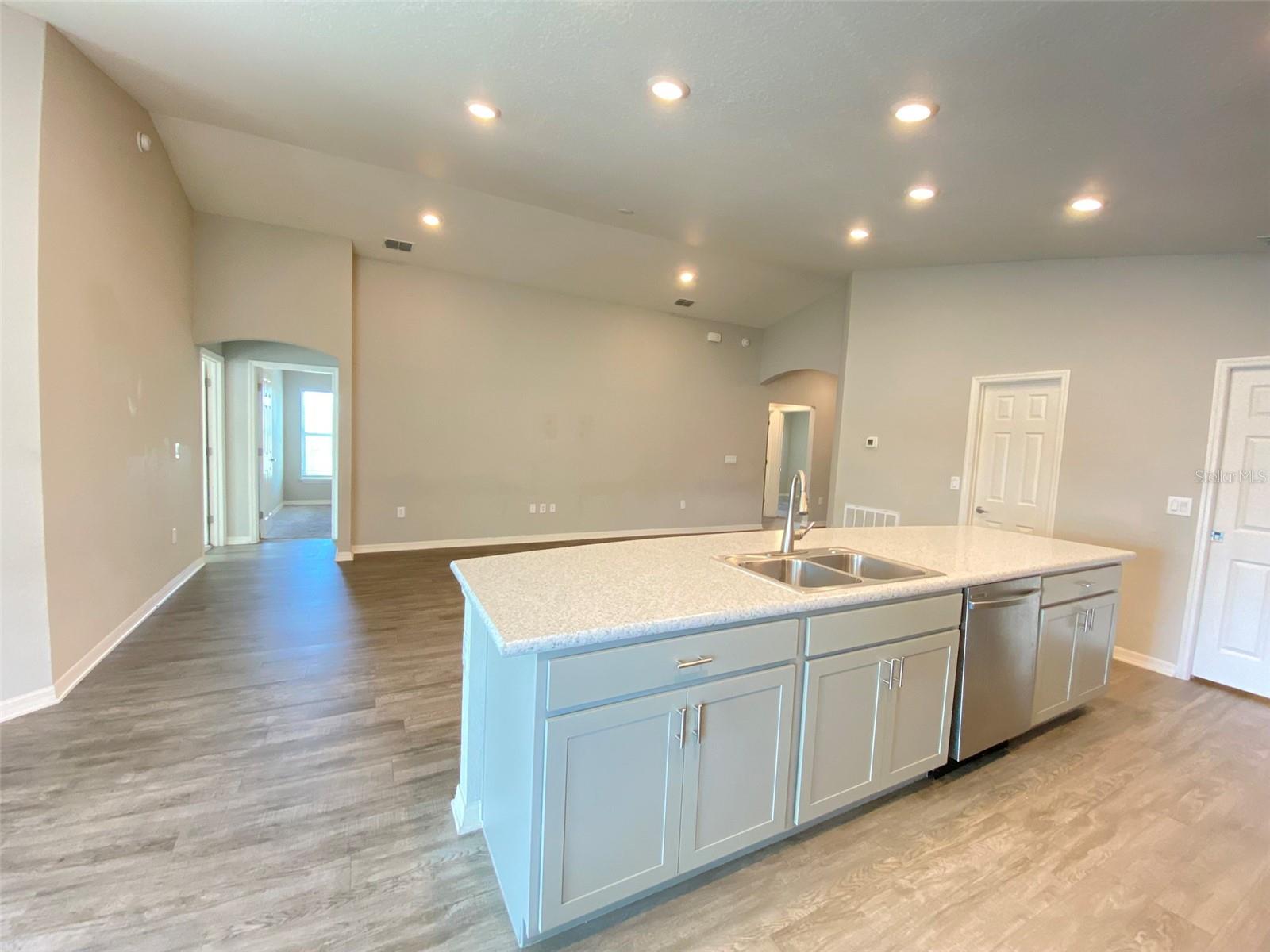 188 FOXTAIL LOOP, DAVENPORT, FL — photo 5