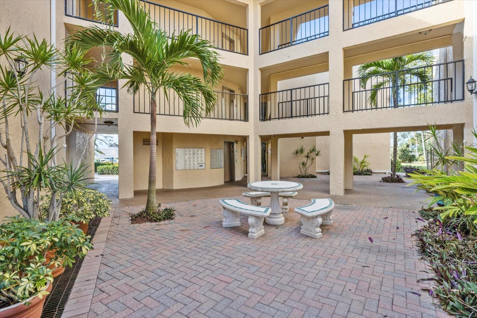612 BIRD BAY DR S #112CAR, VENICE, FL — photo 18