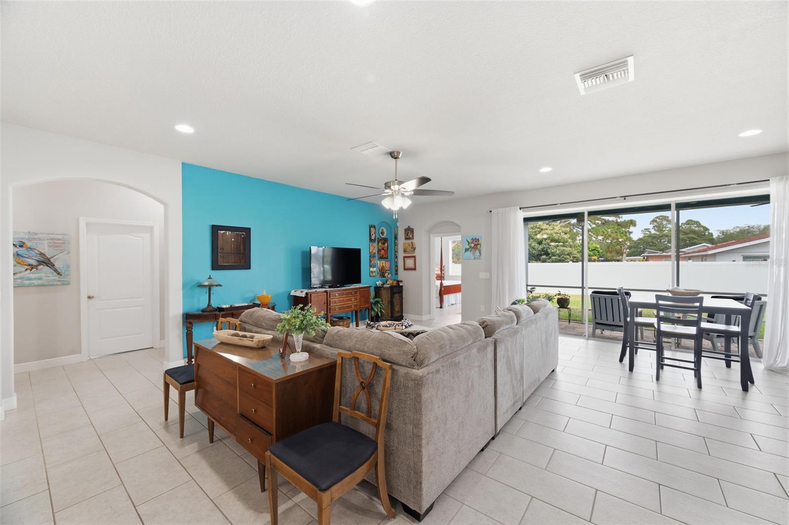 123 N FLORIDA AVE, TARPON SPRINGS, FL — photo 9