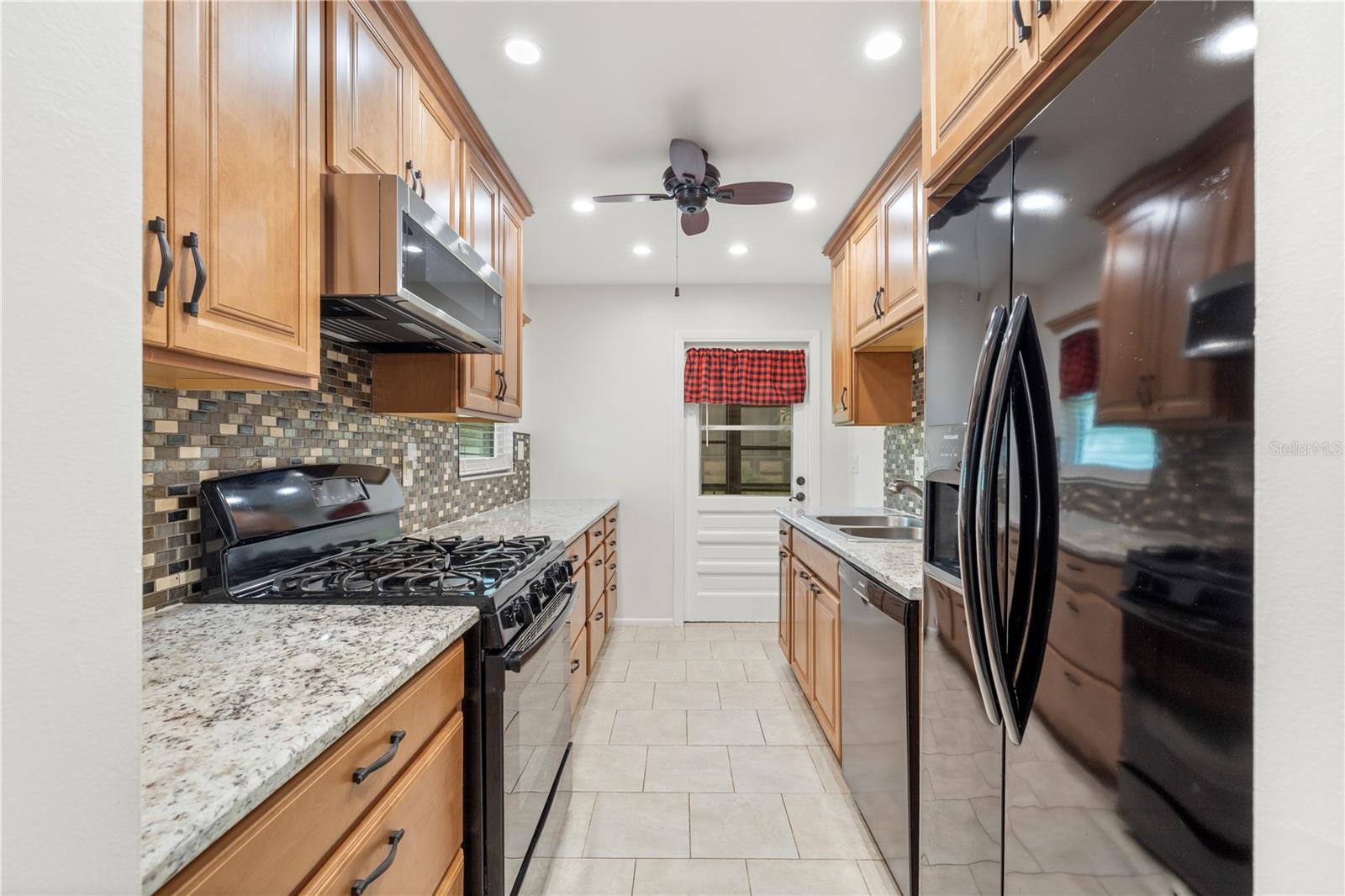 5973 TERRACE PARK DR N #101, ST PETERSBURG, FL — photo 11