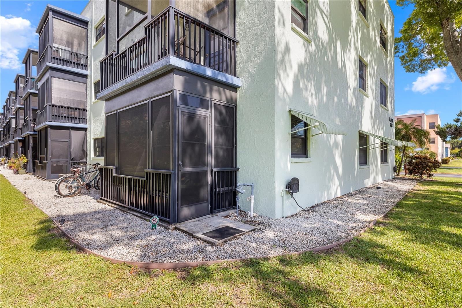 5973 TERRACE PARK DR N #101, ST PETERSBURG, FL — photo 27