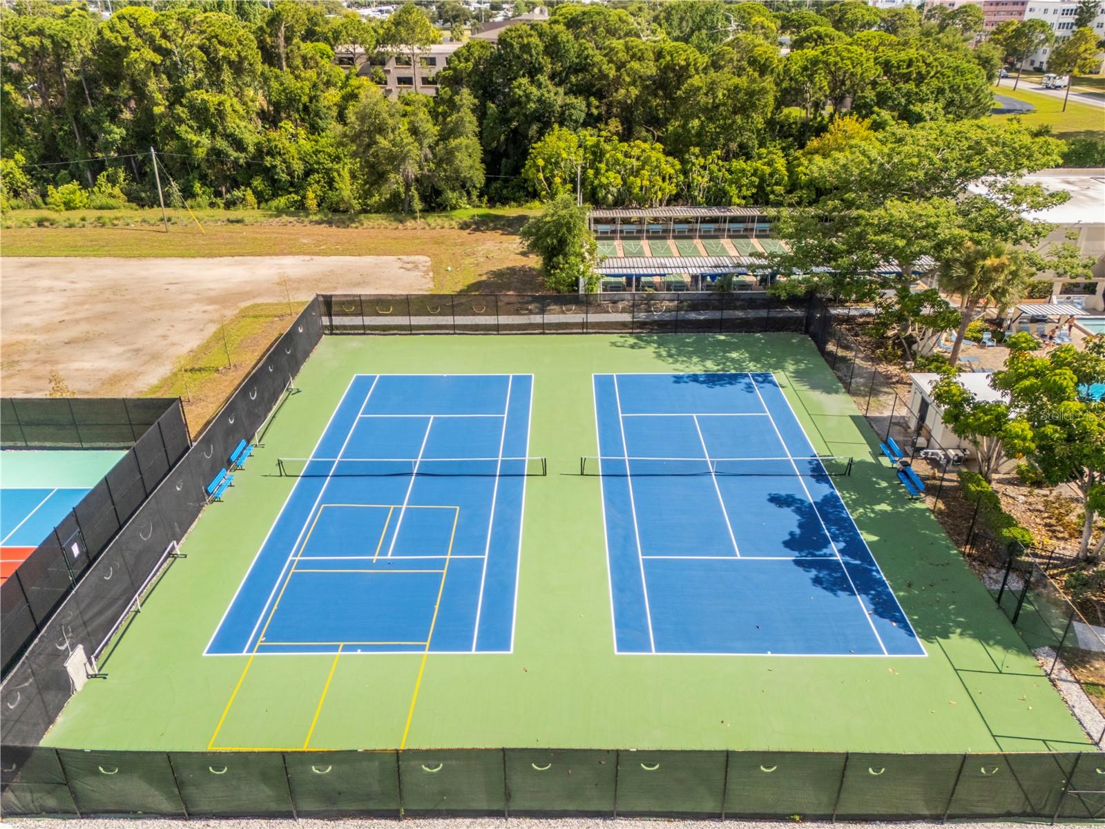 5973 TERRACE PARK DR N #101, ST PETERSBURG, FL — photo 35