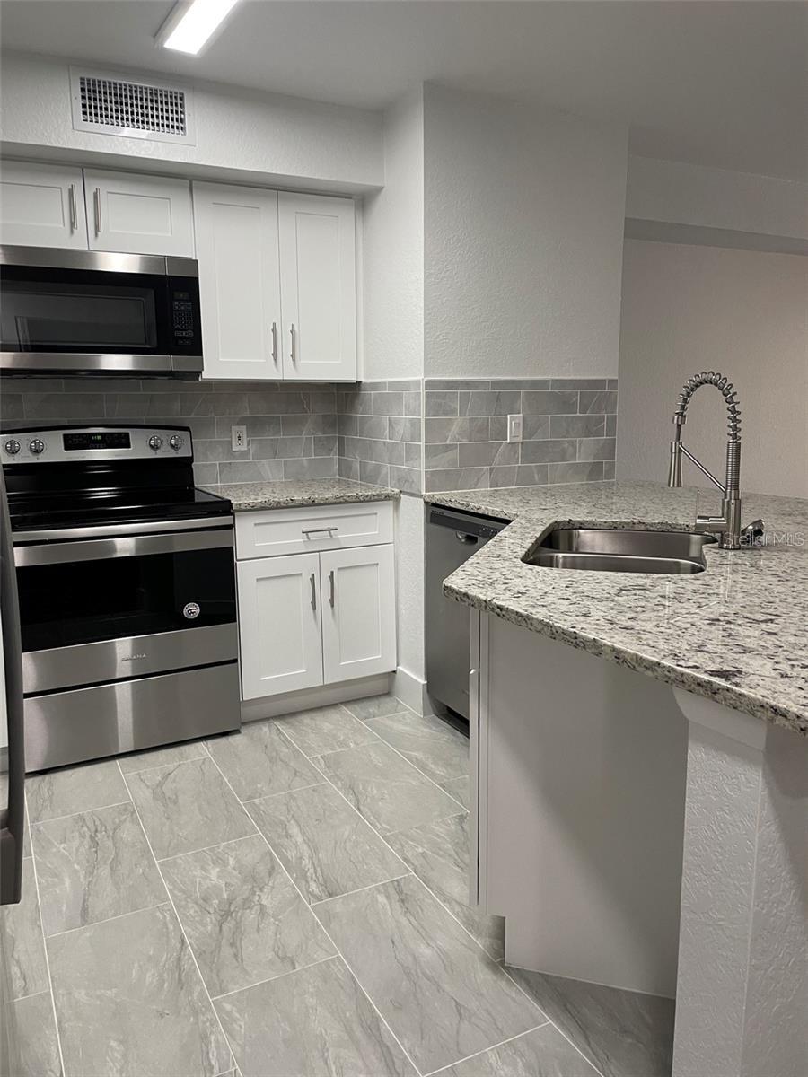 826 CAMARGO WAY #303, ALTAMONTE SPRINGS, FL — photo 5