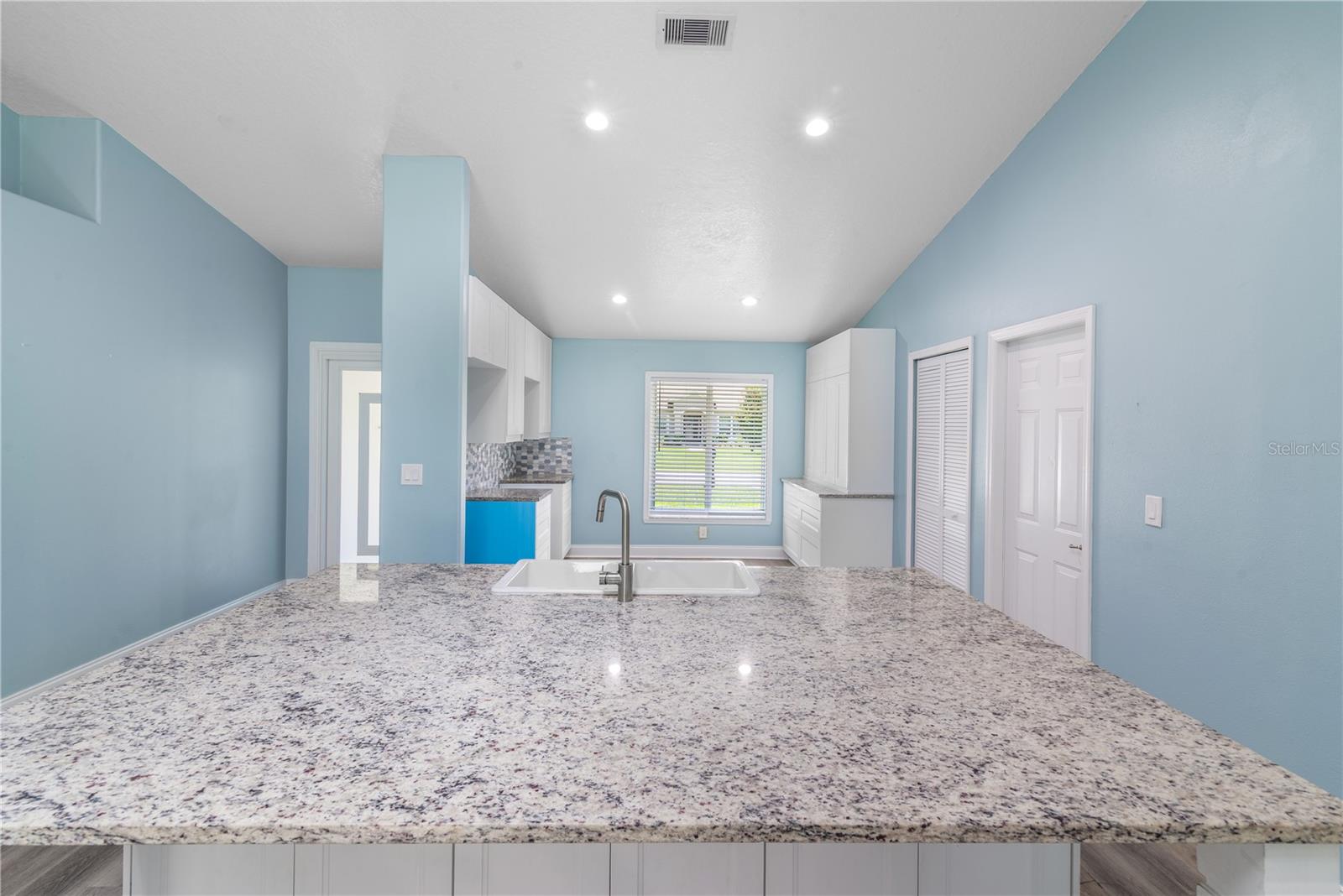21 LAKE CHARLES LN, PALM COAST, FL — photo 7
