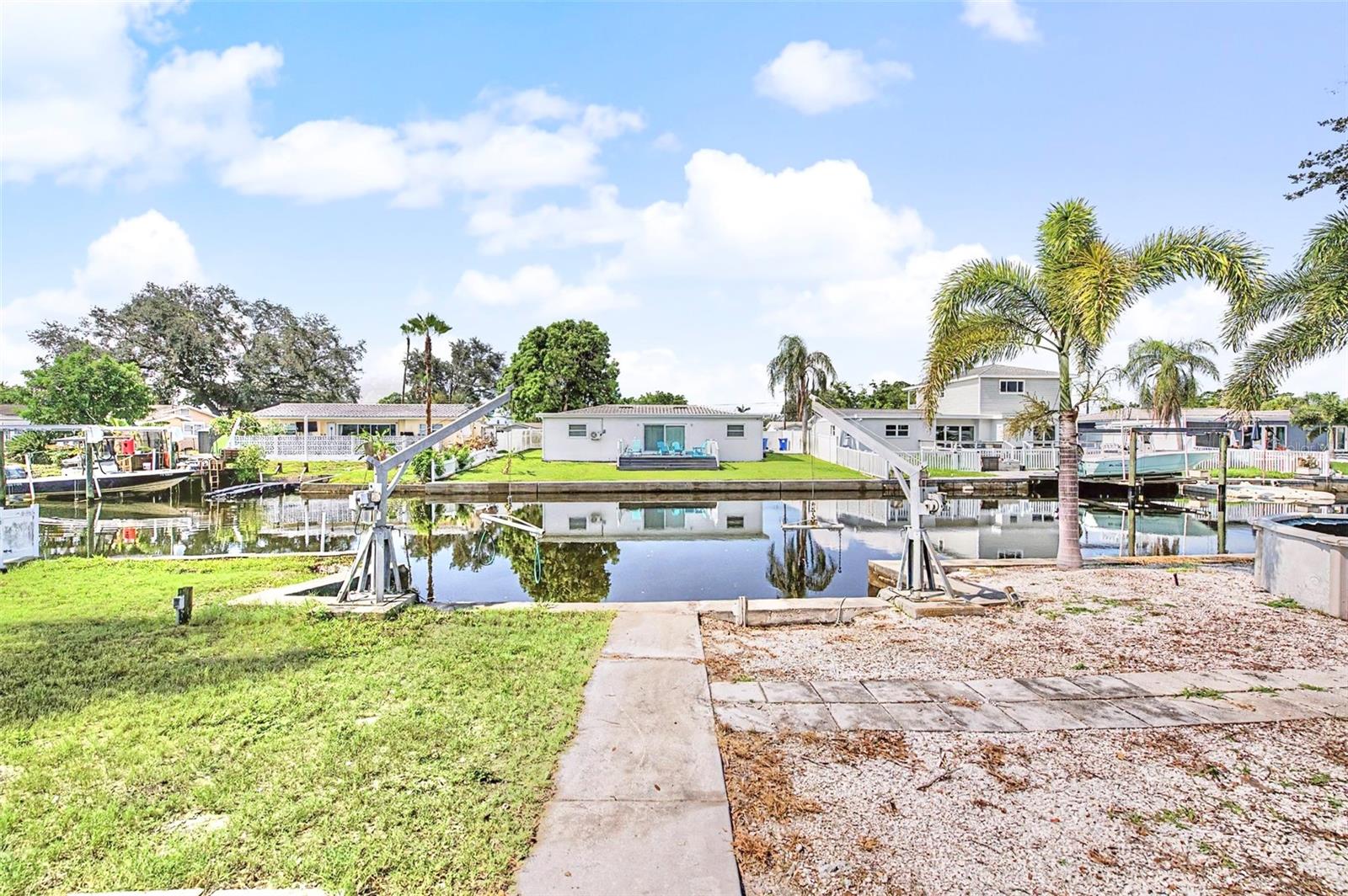 9472 TREASURE LN NE, ST PETERSBURG, FL — photo 6