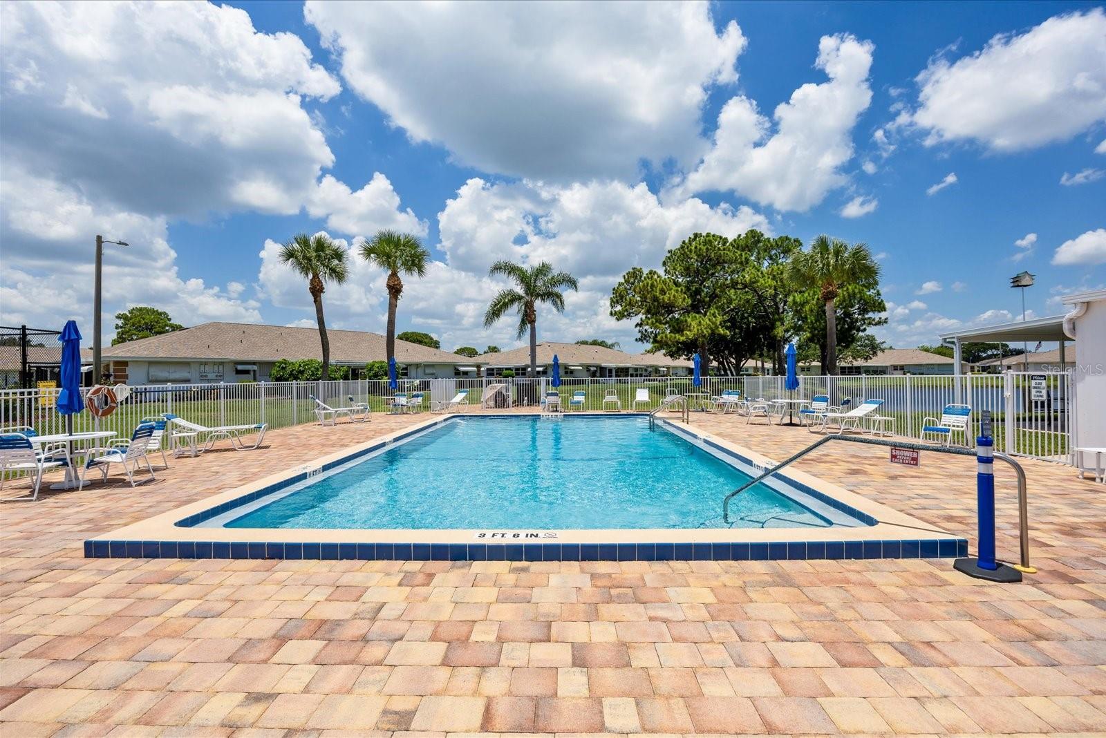 127 LAKES END DR #C, FORT PIERCE, FL — photo 32