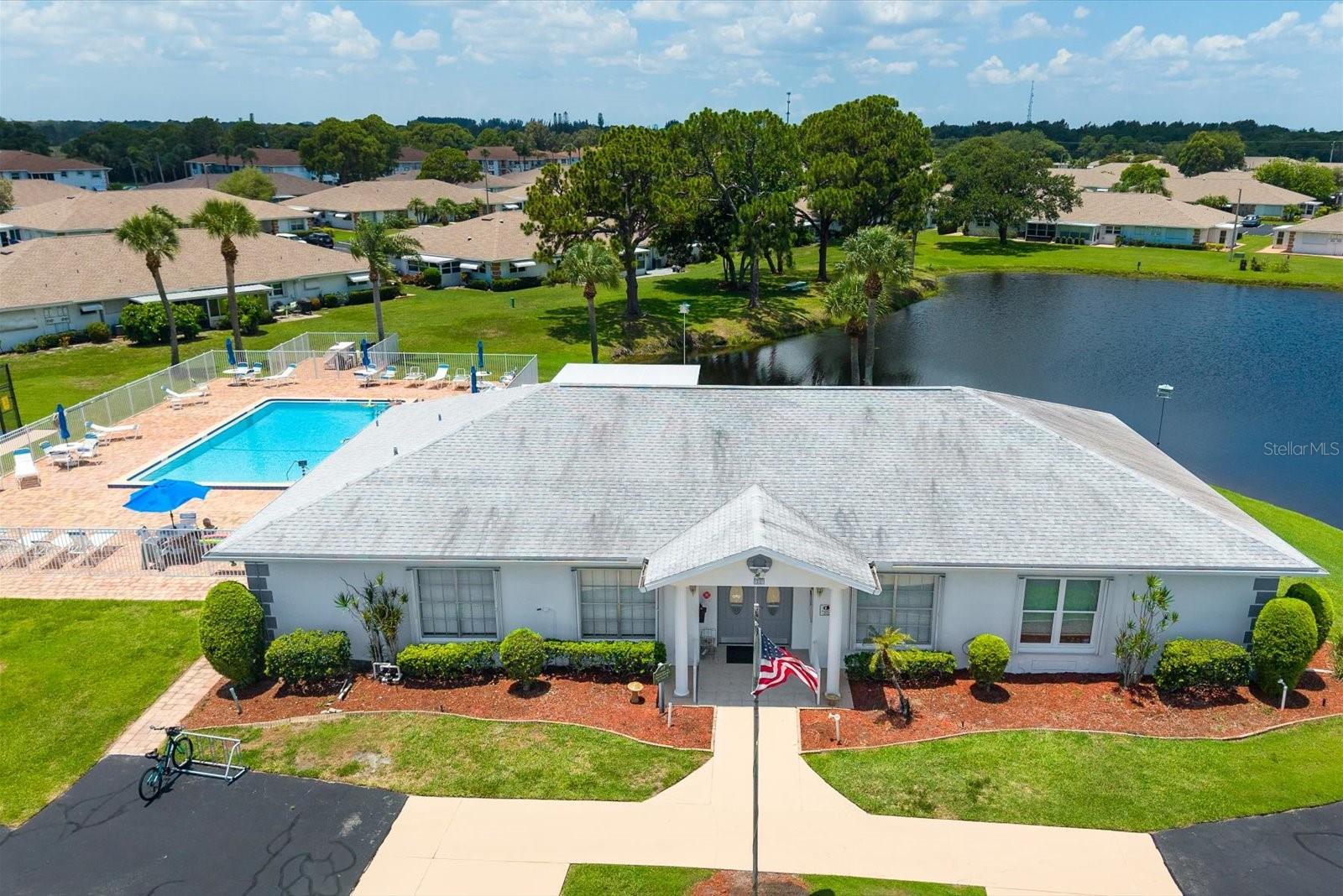127 LAKES END DR #C, FORT PIERCE, FL — photo 38