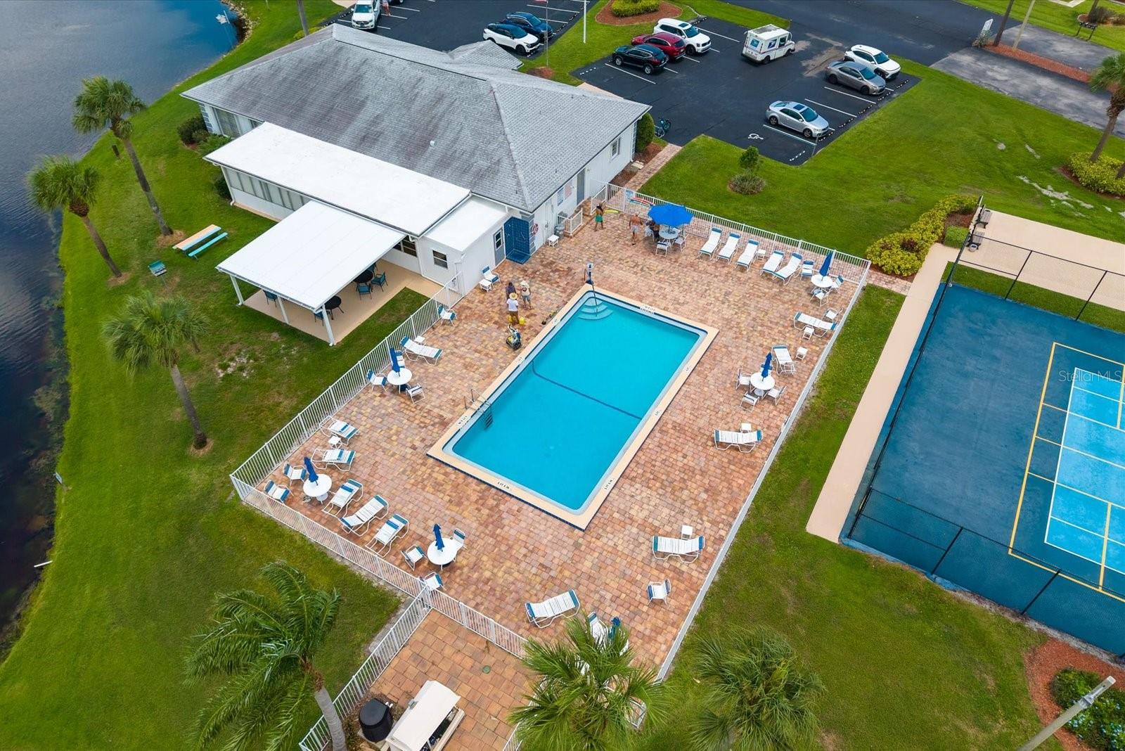 127 LAKES END DR #C, FORT PIERCE, FL — photo 40