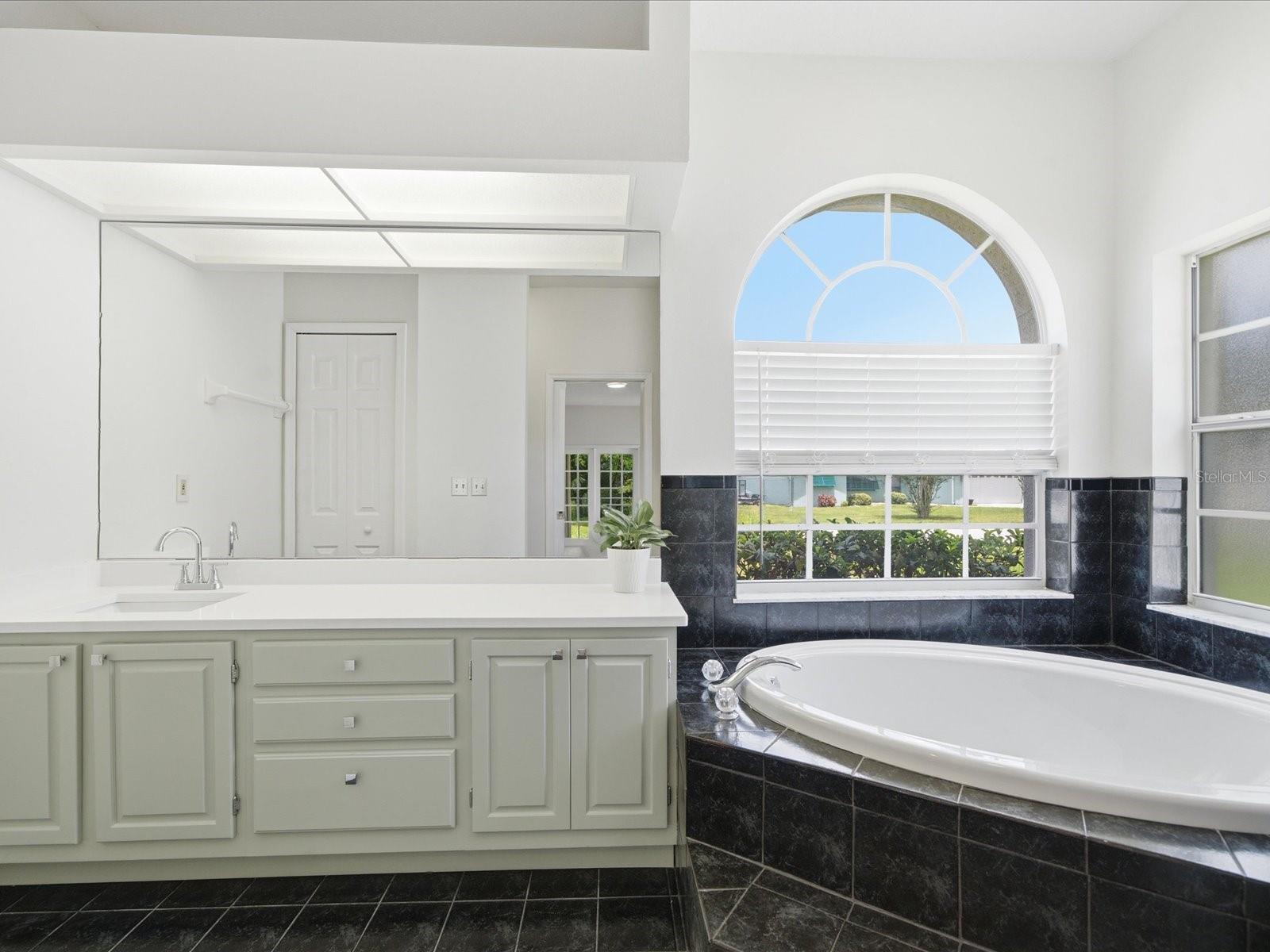 4617 DEBBIE LN, LUTZ, FL — photo 32